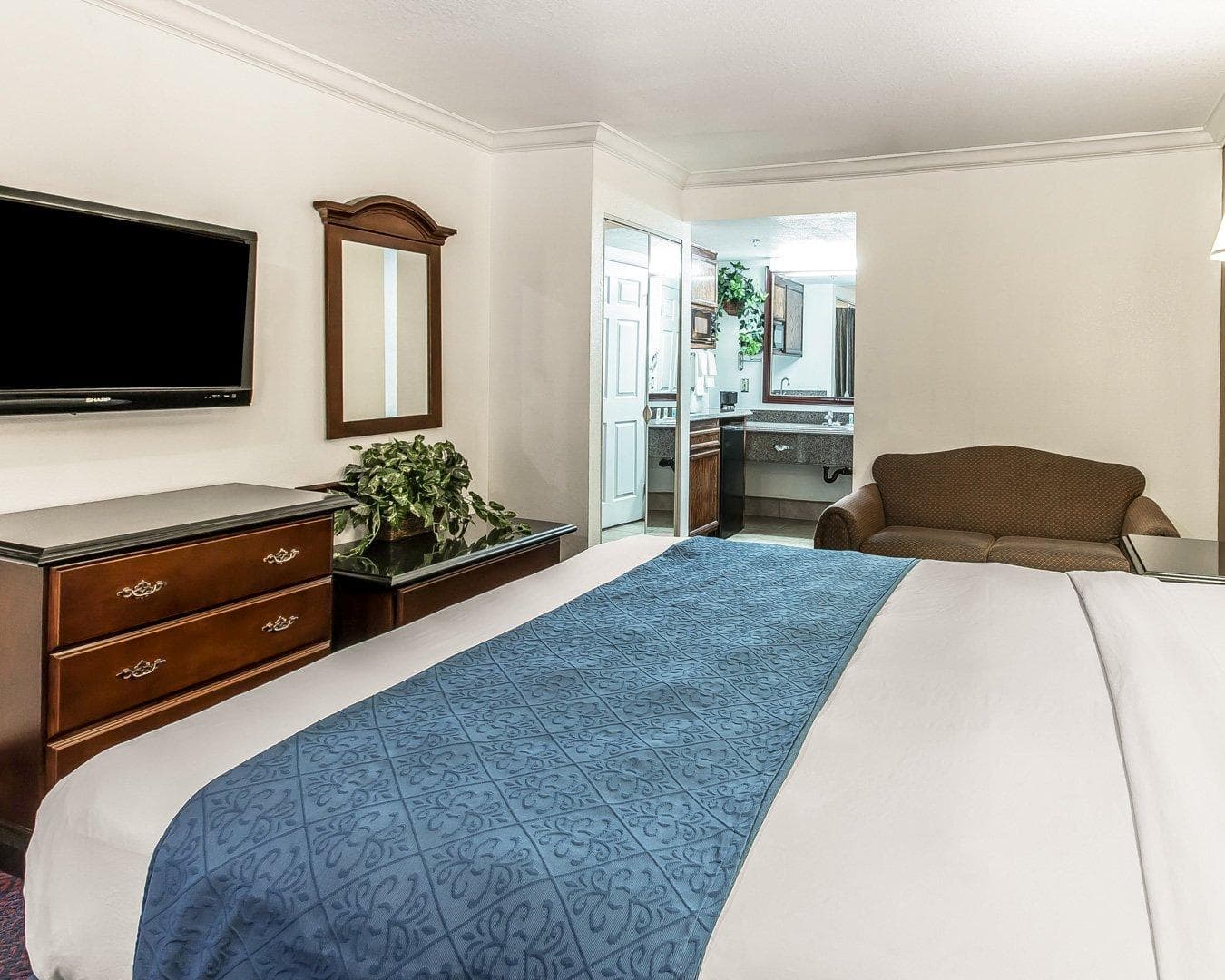 Quality Inn Hemet - San Jacinto - Image 4