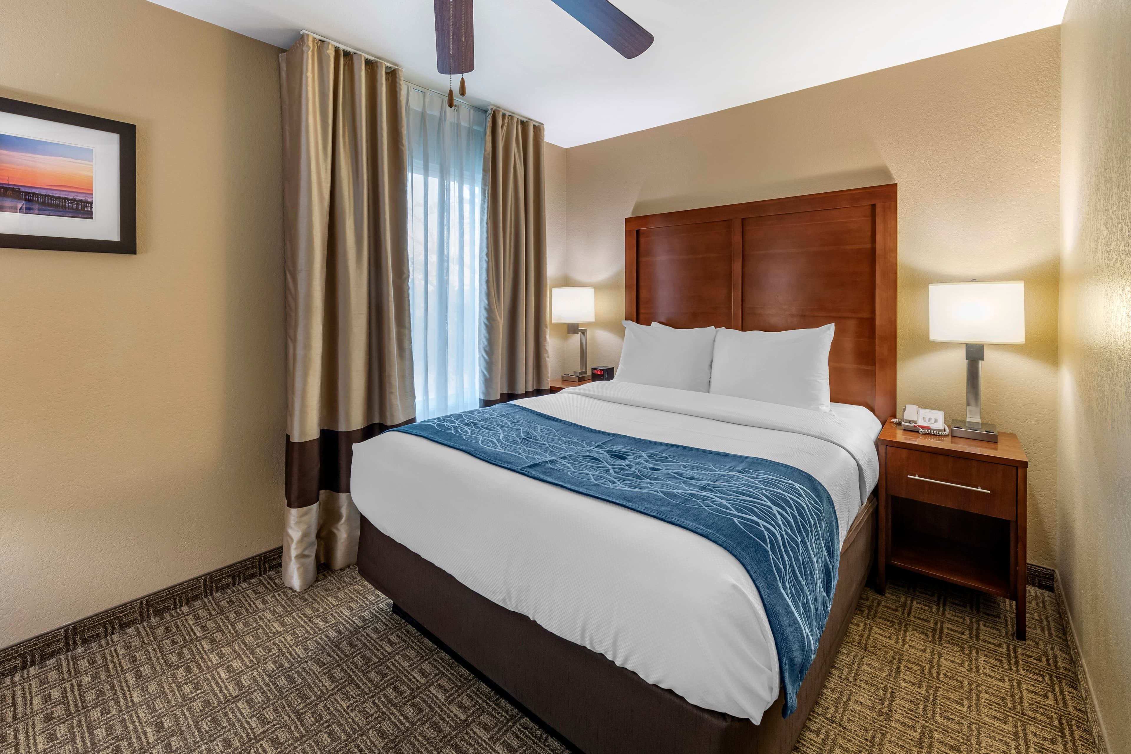 Comfort Inn & Suites Ventura Beach — 34
