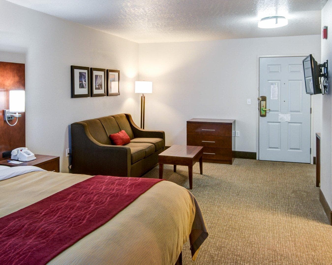 Comfort Inn Redding Near I-5 — 6