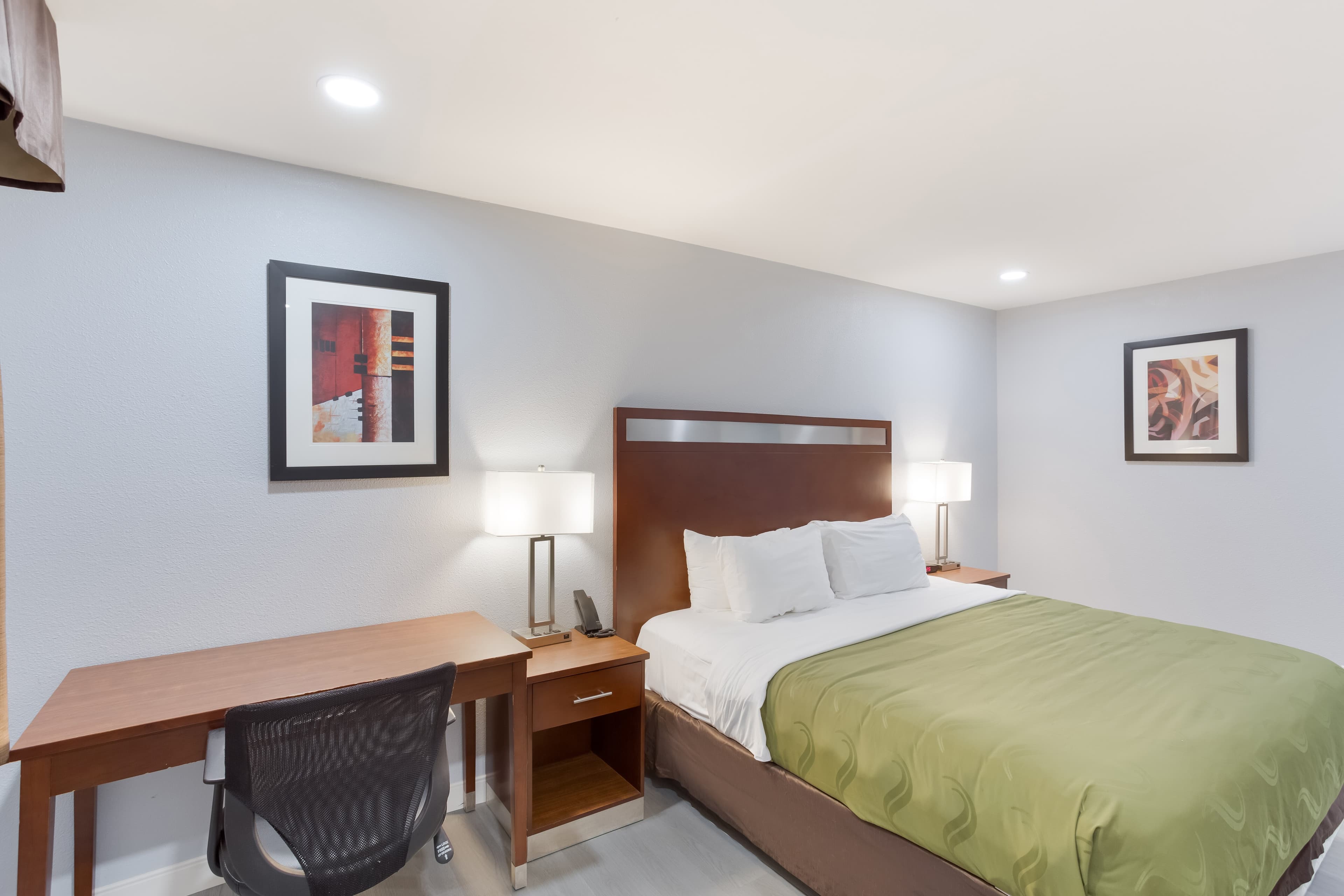 Quality Inn Redding near I-5 — 13