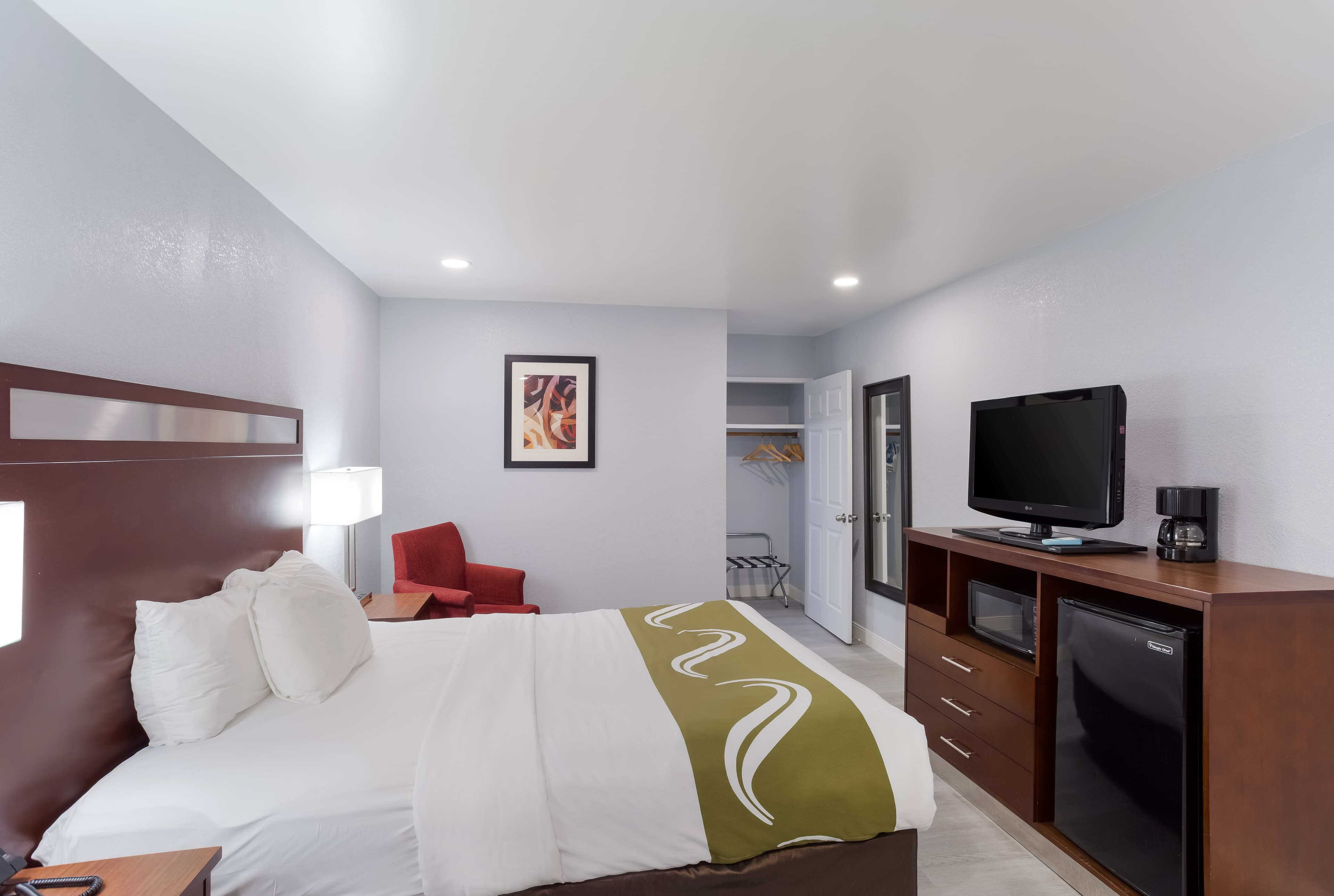Quality Inn Redding near I-5 — 7