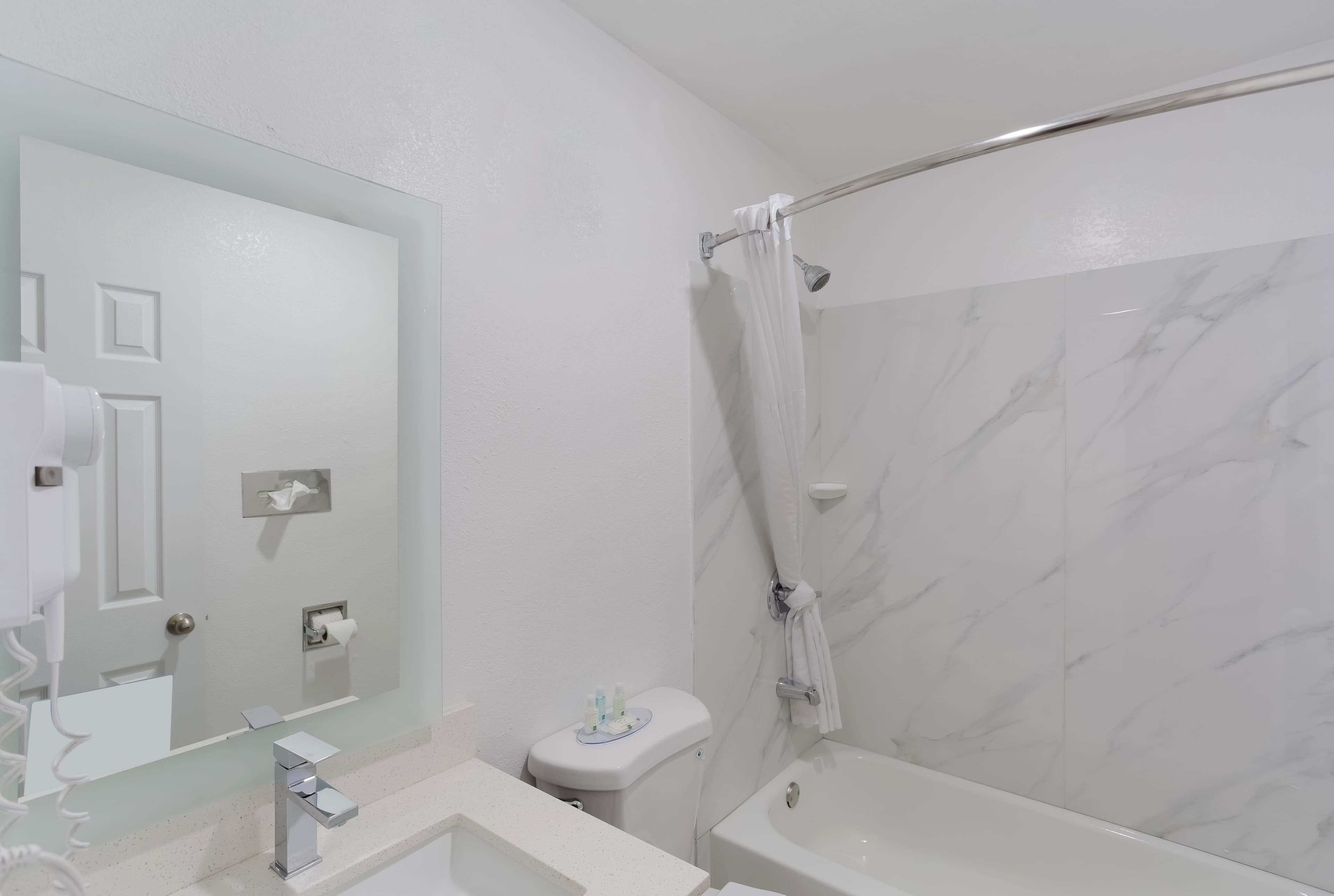 Quality Inn Redding near I-5 — 12