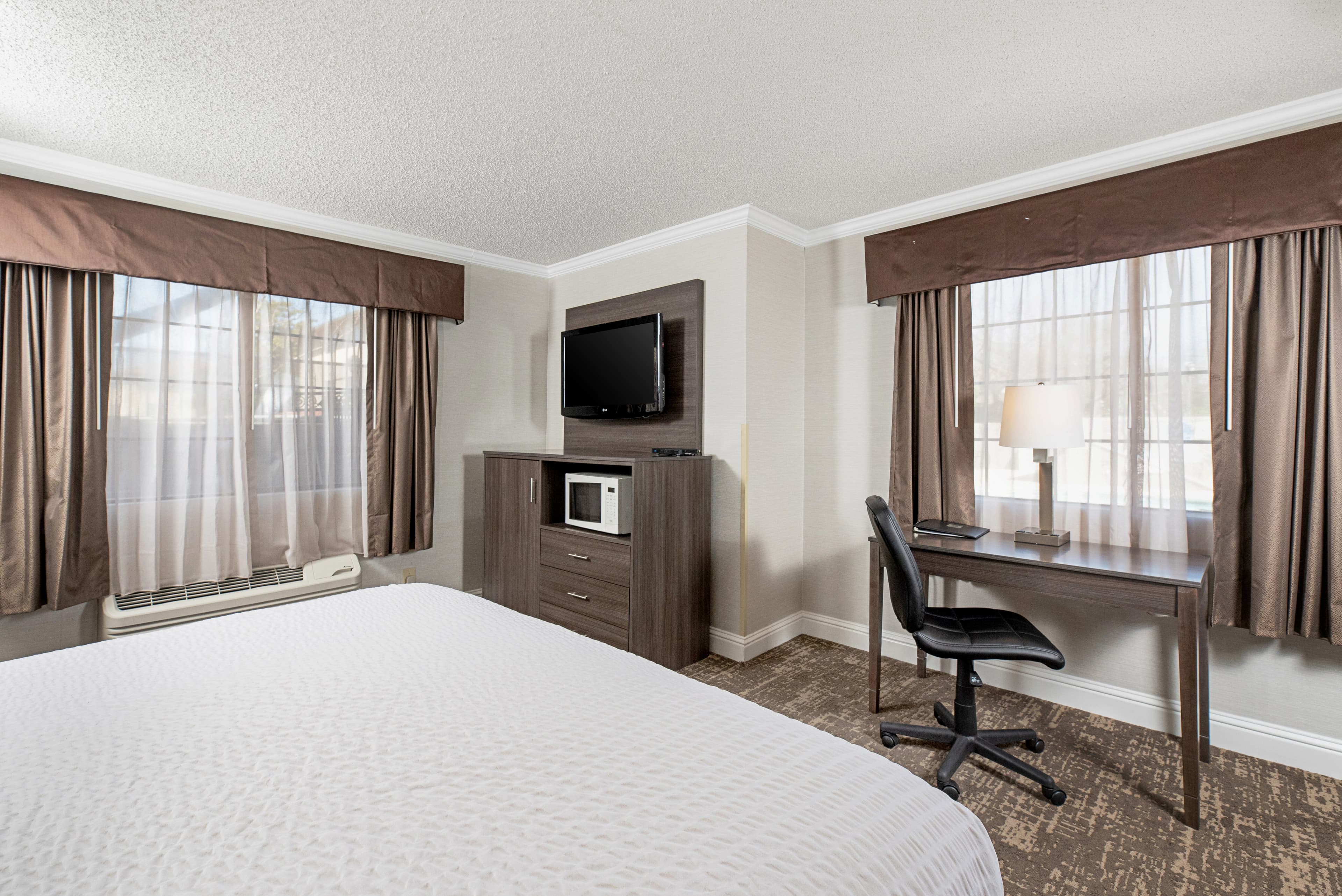 Clarion Inn Silicon Valley - Image 3