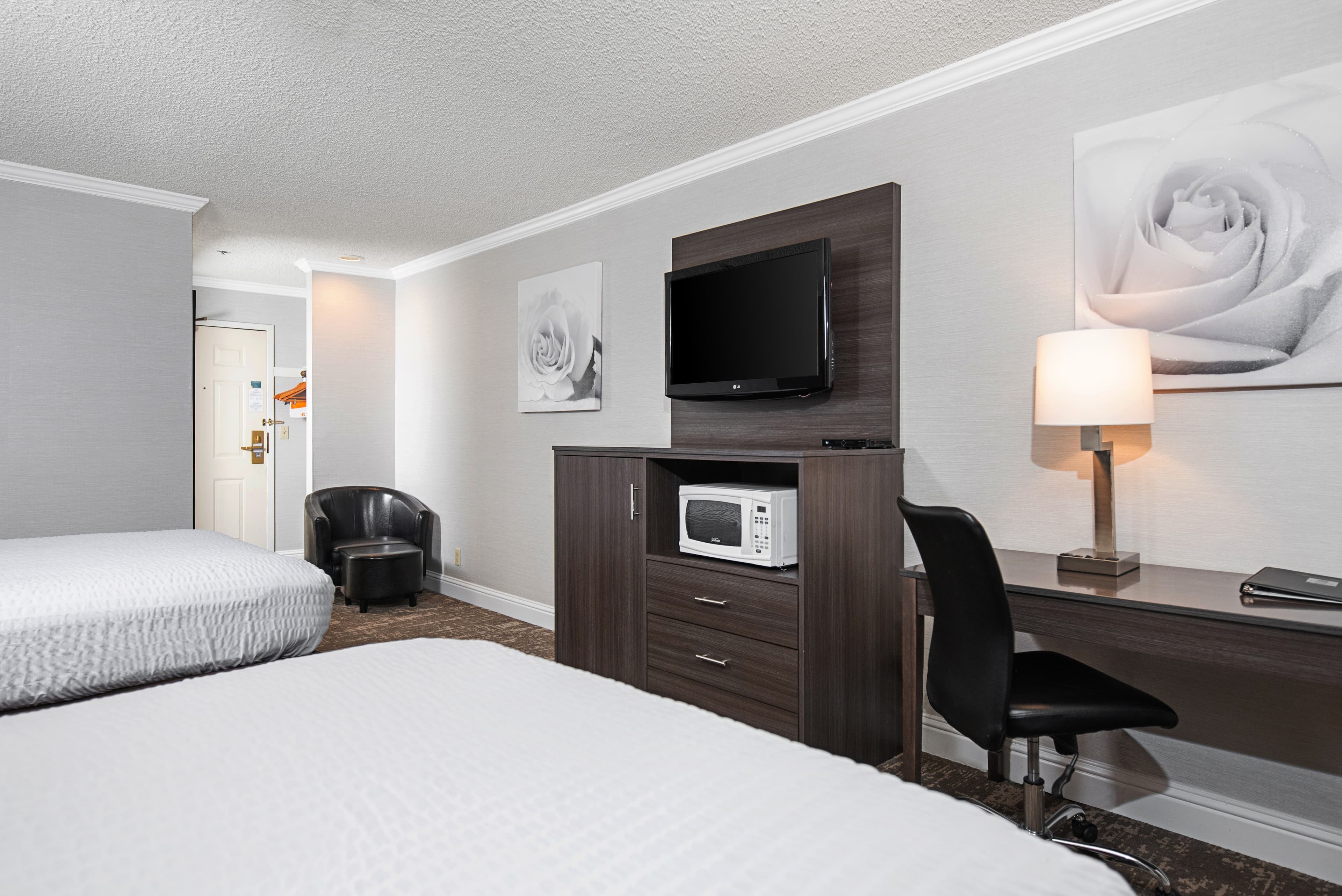 Clarion Inn Silicon Valley — 10