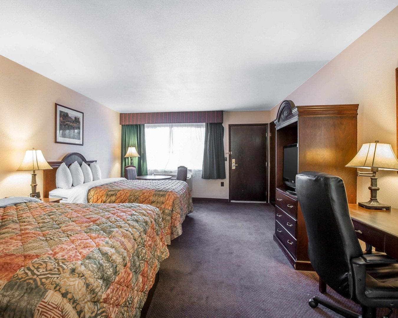 Quality Inn & Suites Cameron Park Shingle Springs - Image 5