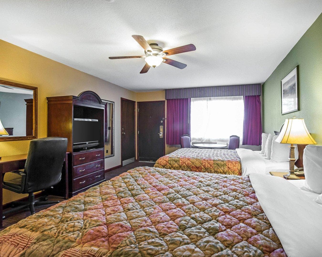 Quality Inn & Suites Cameron Park Shingle Springs — 14