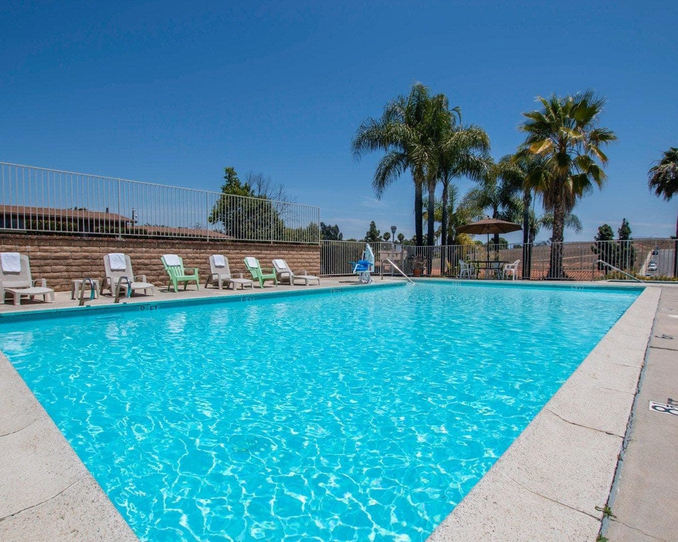 Rodeway Inn Fallbrook Downtown - Image 1