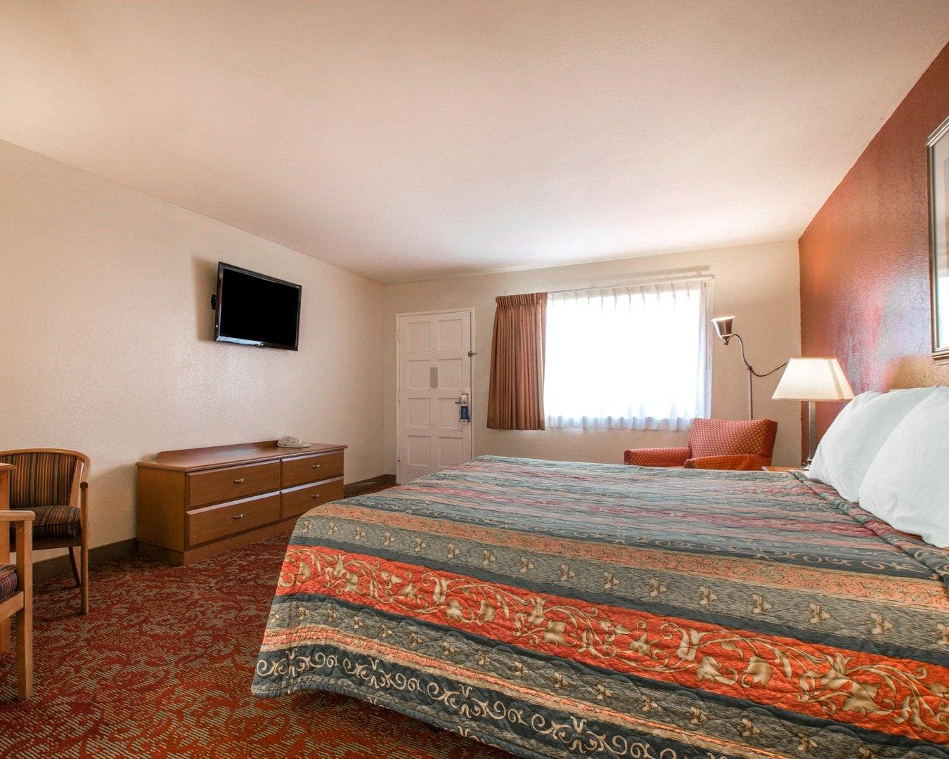 Rodeway Inn Fallbrook Downtown — 10