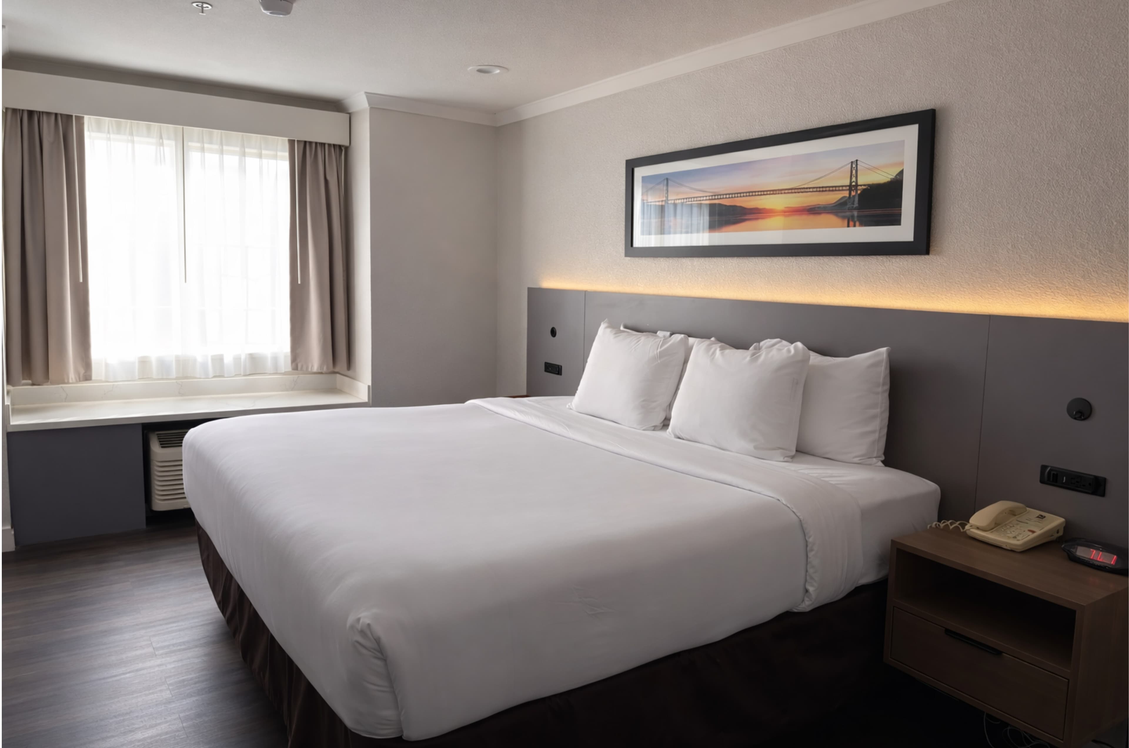 Quality Inn & Suites Santa Rosa South - Image 2
