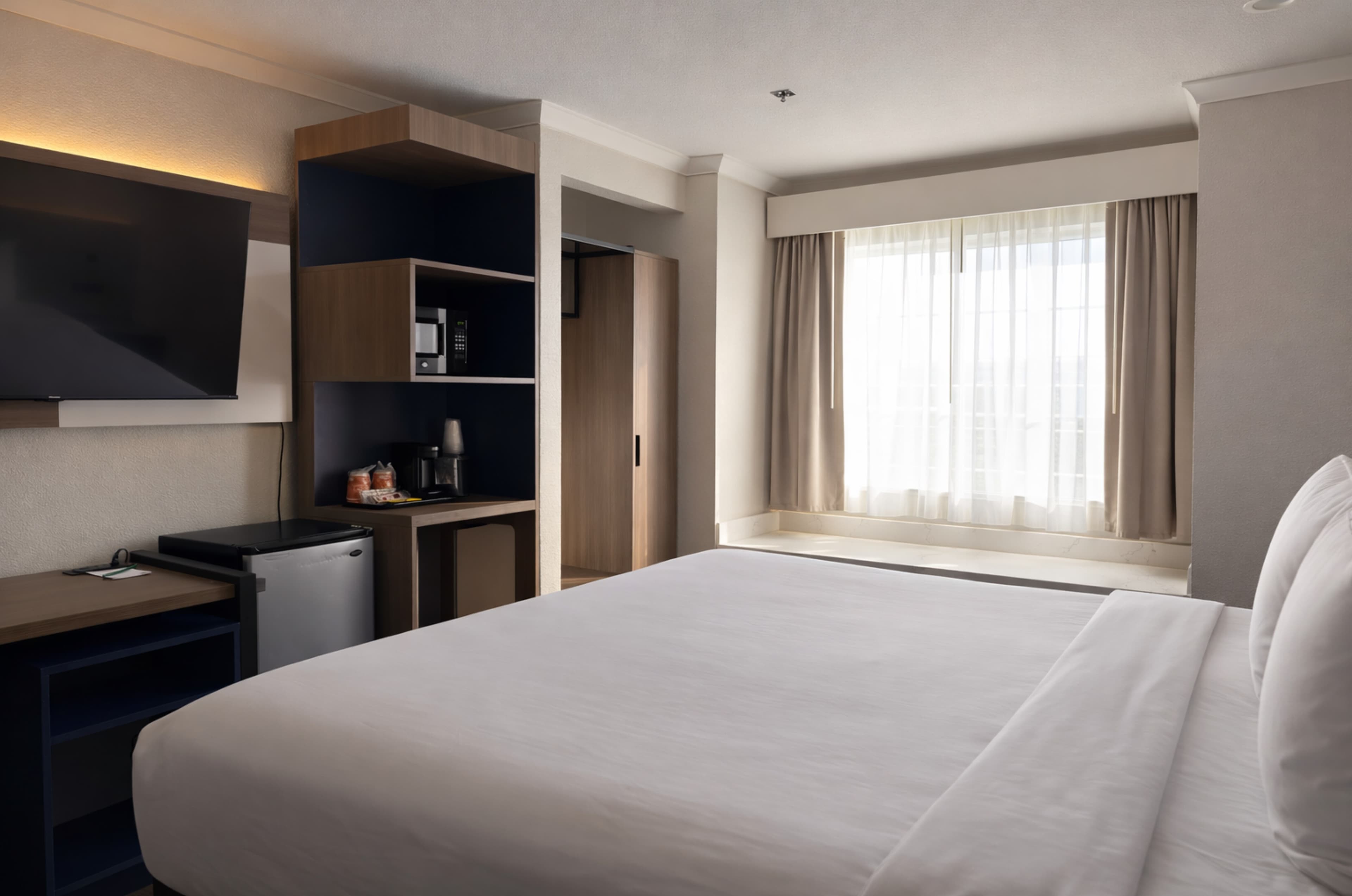 Quality Inn & Suites Santa Rosa South - Image 5