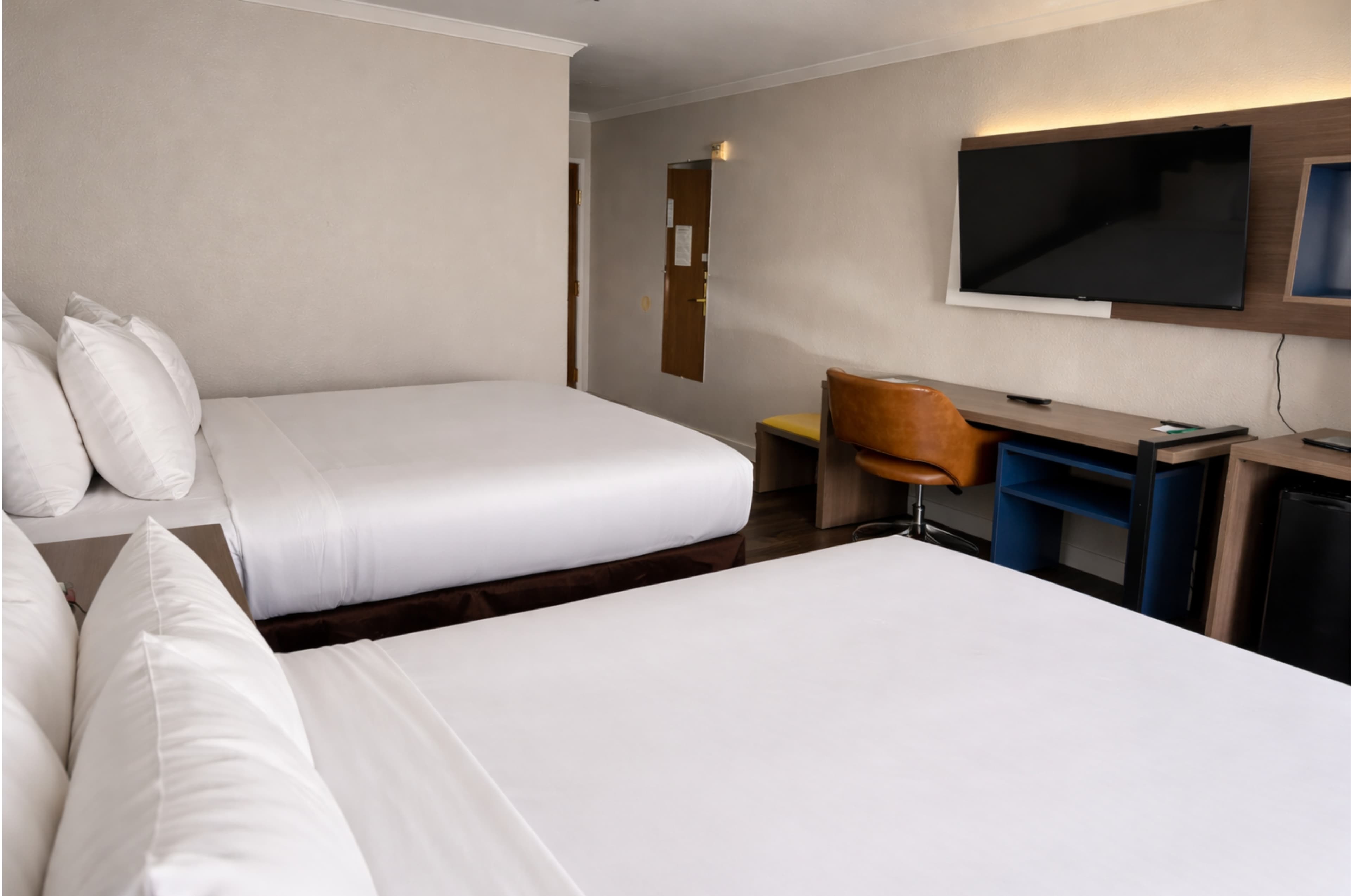Quality Inn & Suites Santa Rosa South — 6