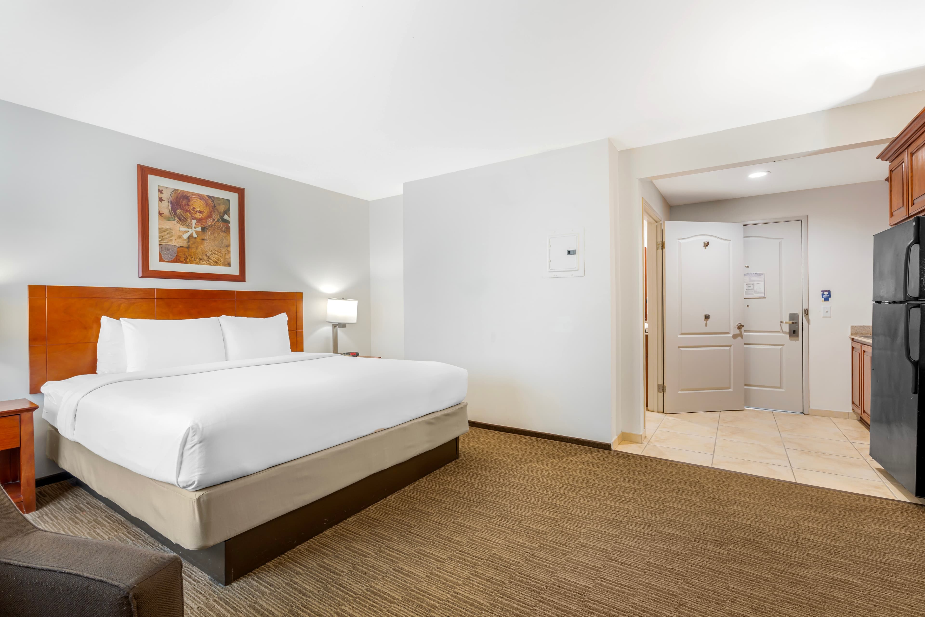 Comfort Inn Cockatoo Near LAX Airport - Image 3