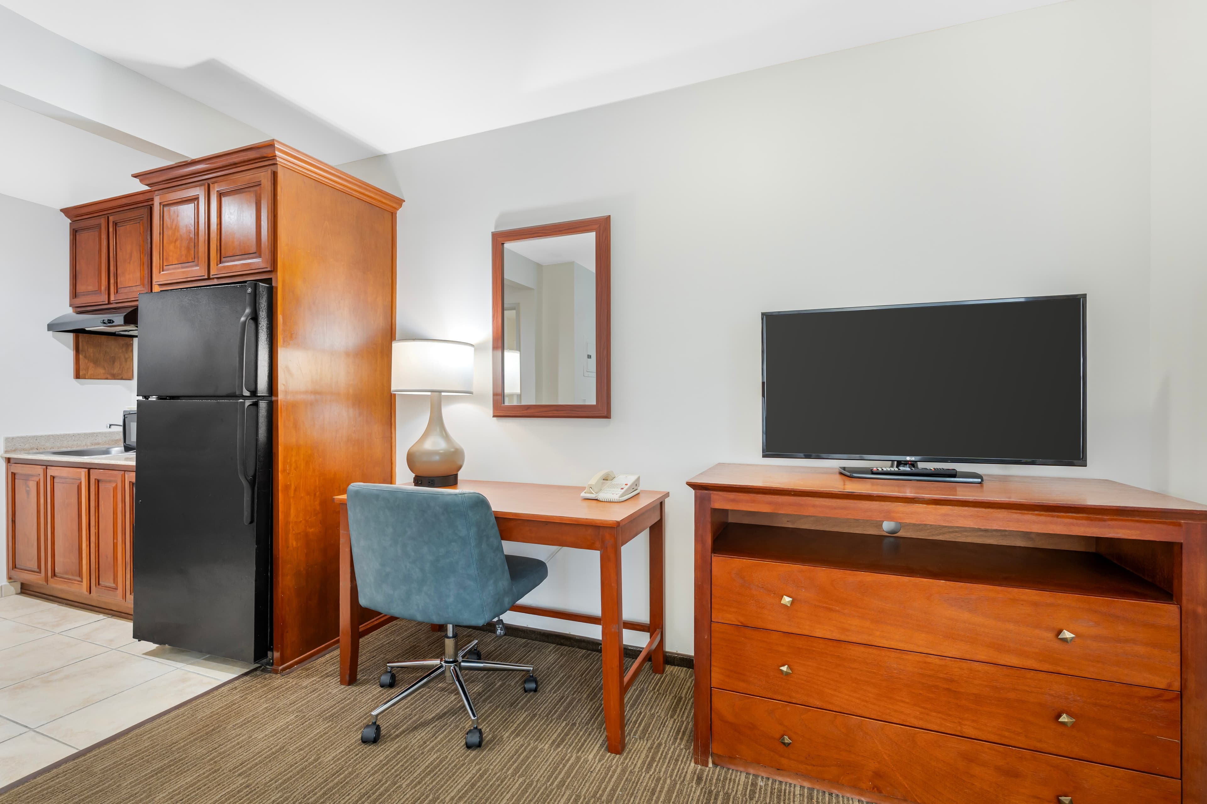 Comfort Inn Cockatoo Near LAX Airport - Image 4