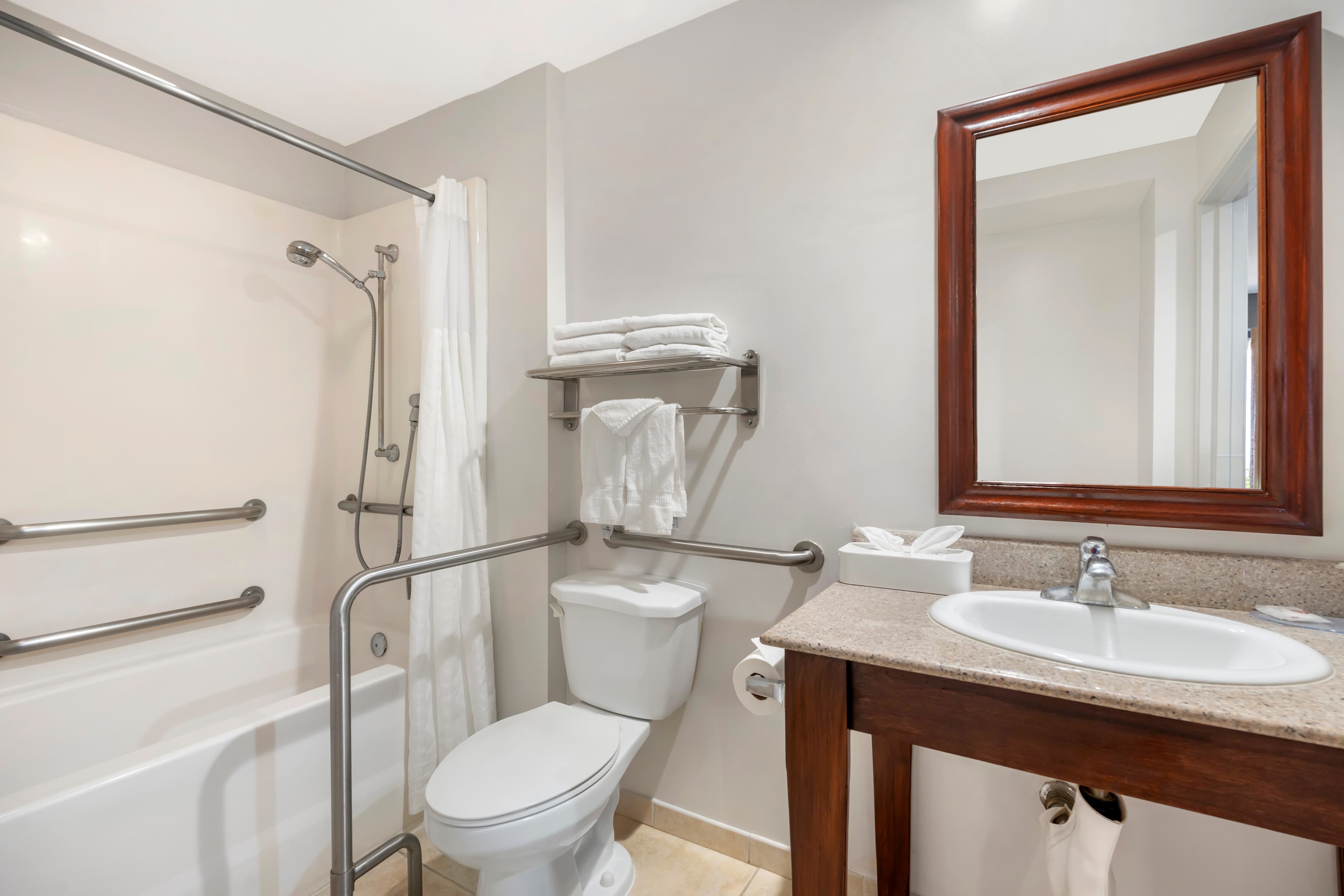 Comfort Inn Cockatoo Near LAX Airport — 14