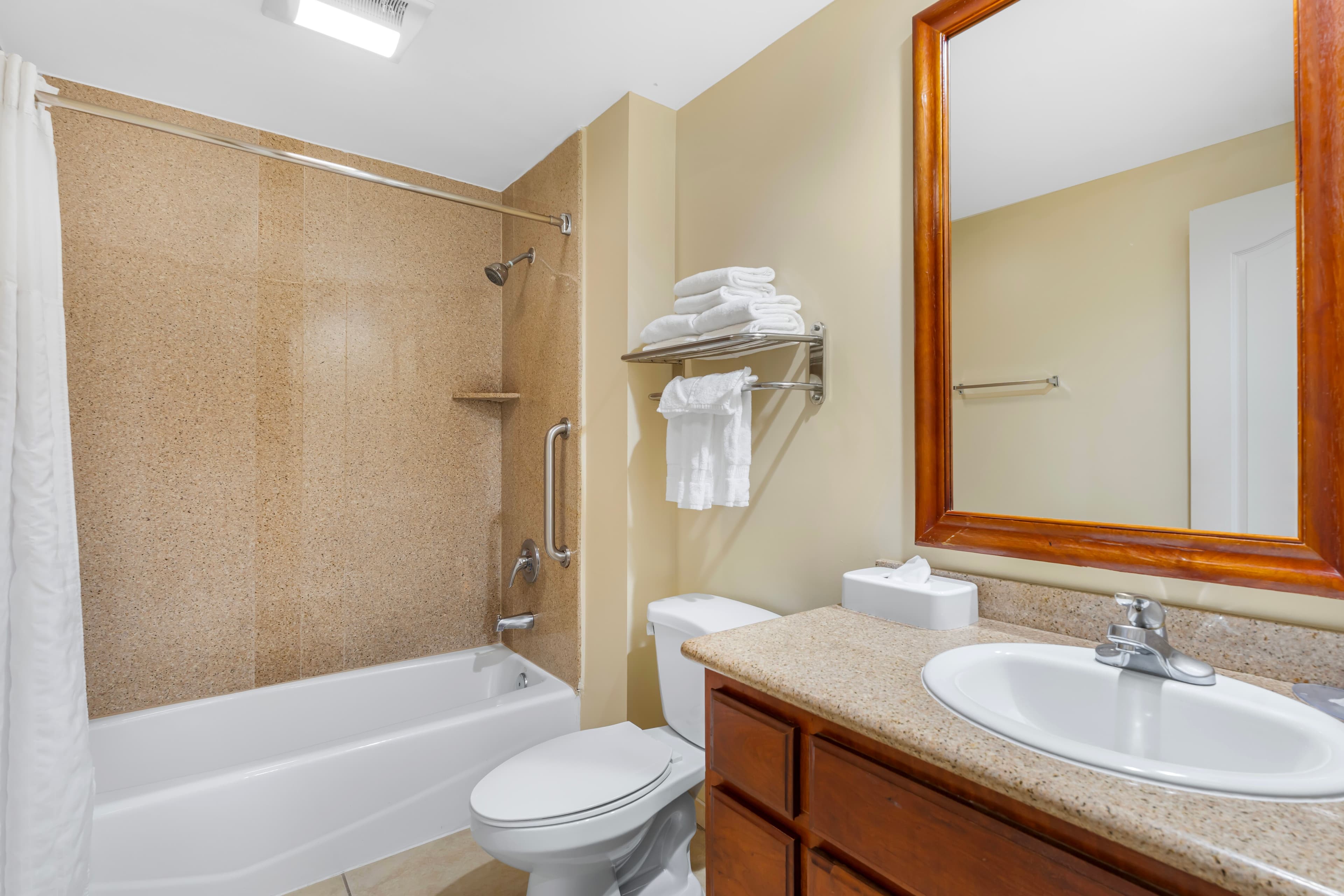 Comfort Inn Cockatoo Near LAX Airport — 32
