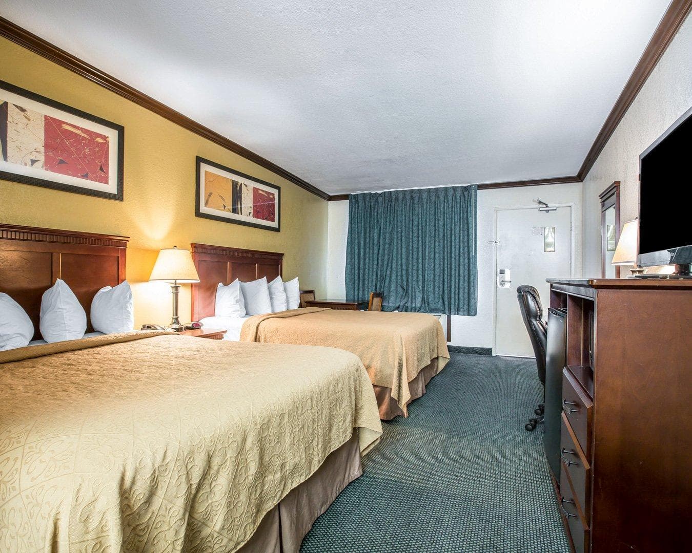 Quality Inn San Diego I-5 Naval Base — 7