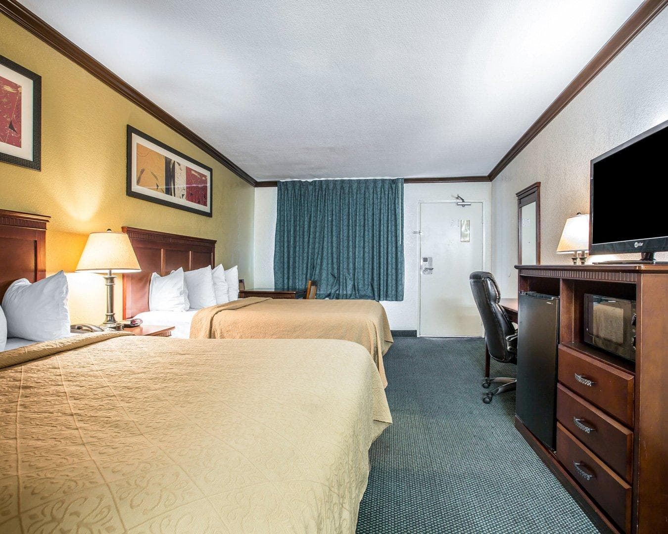 Quality Inn San Diego I-5 Naval Base — 9