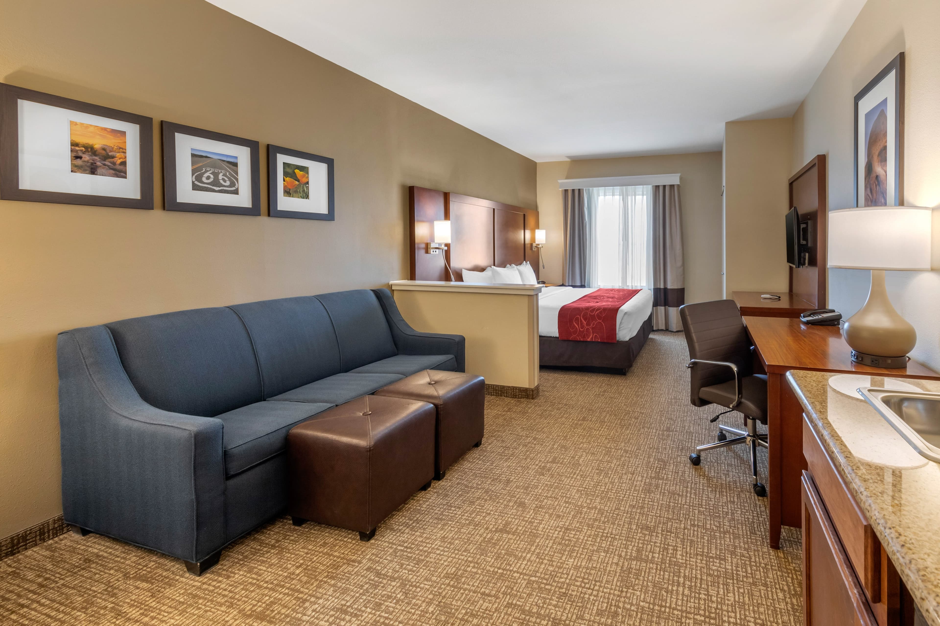 Comfort Suites Barstow near I-15 - Image 1