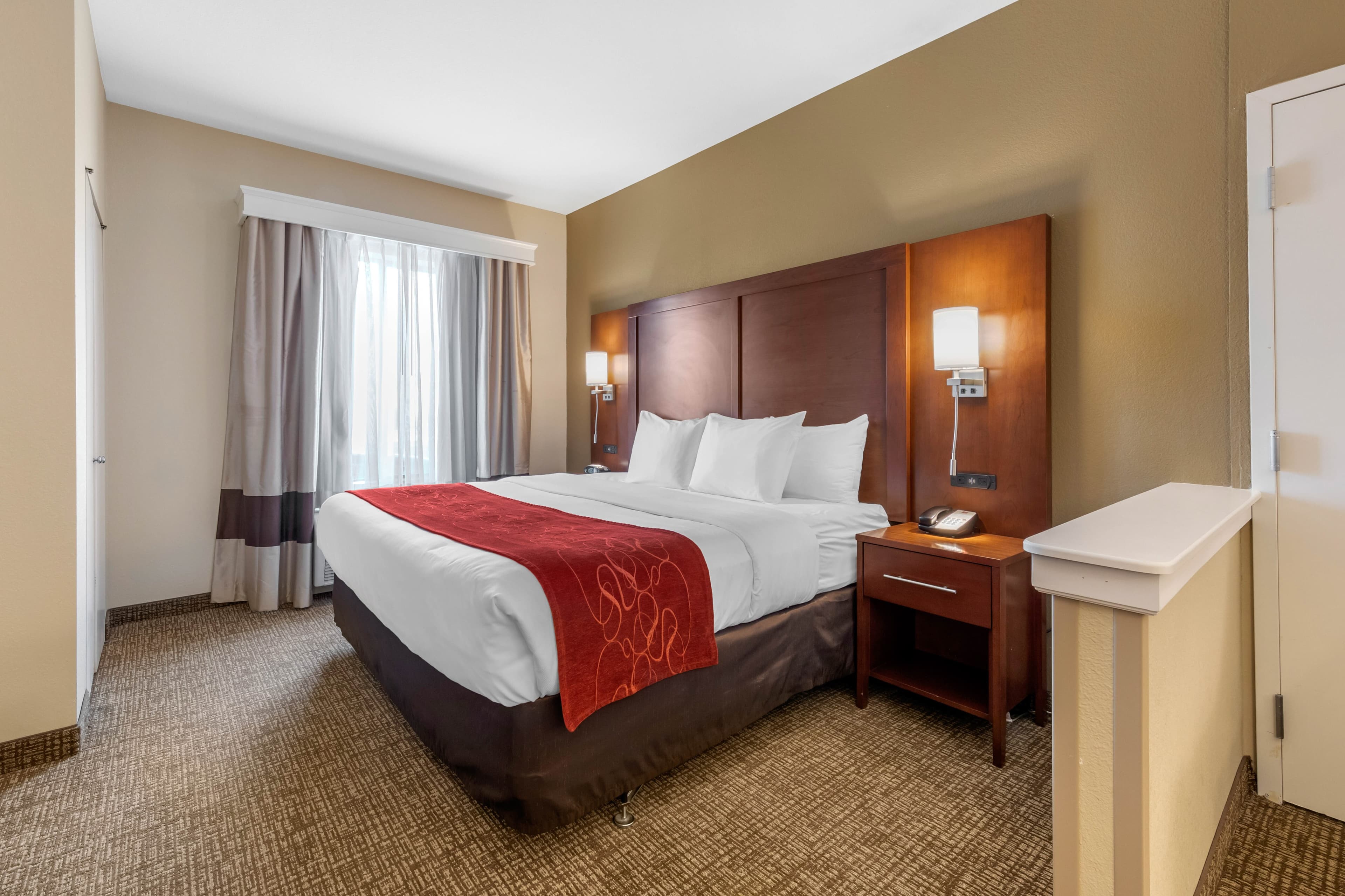 Comfort Suites Barstow near I-15 — 8