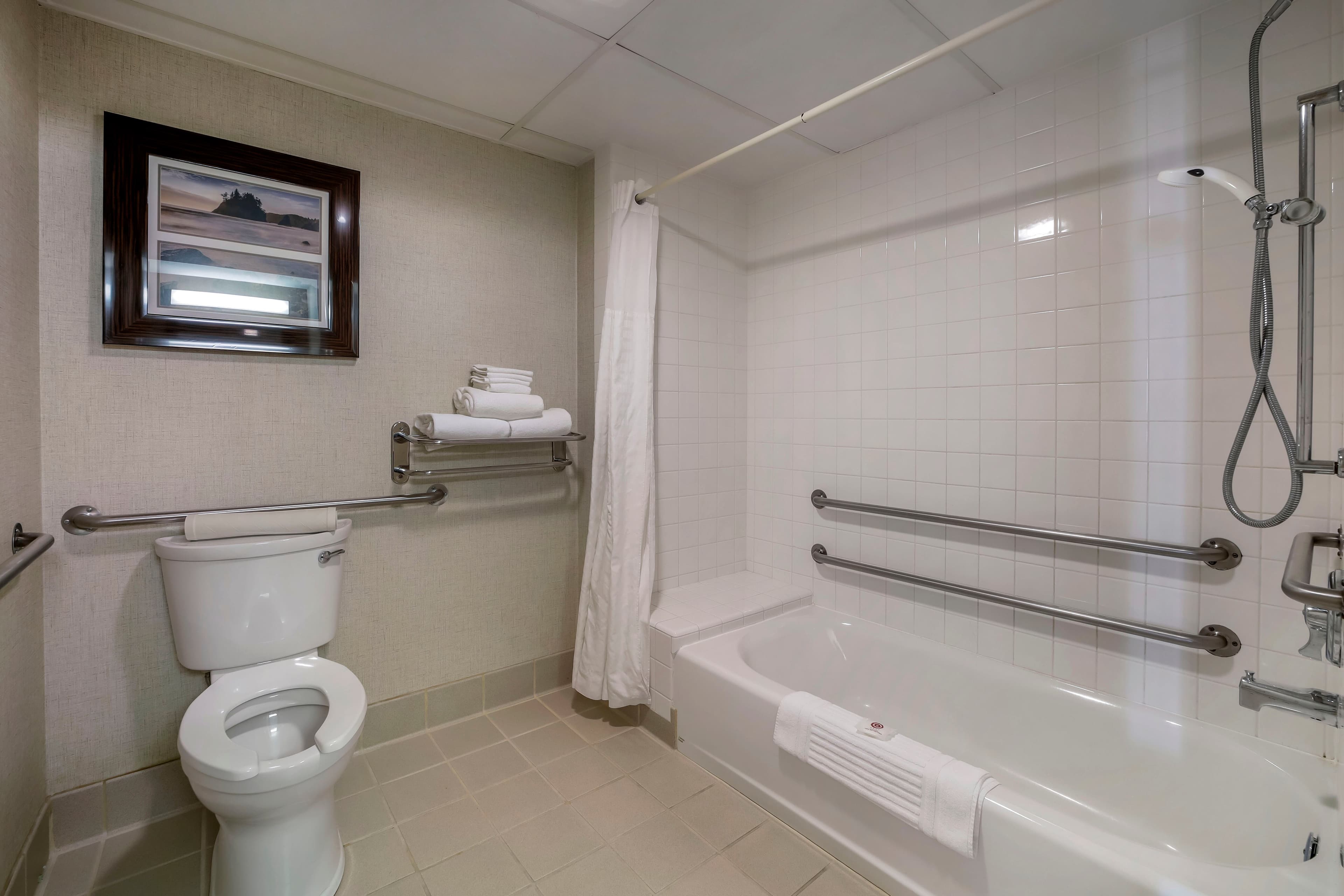 Comfort Inn Humboldt Bay - Image 5