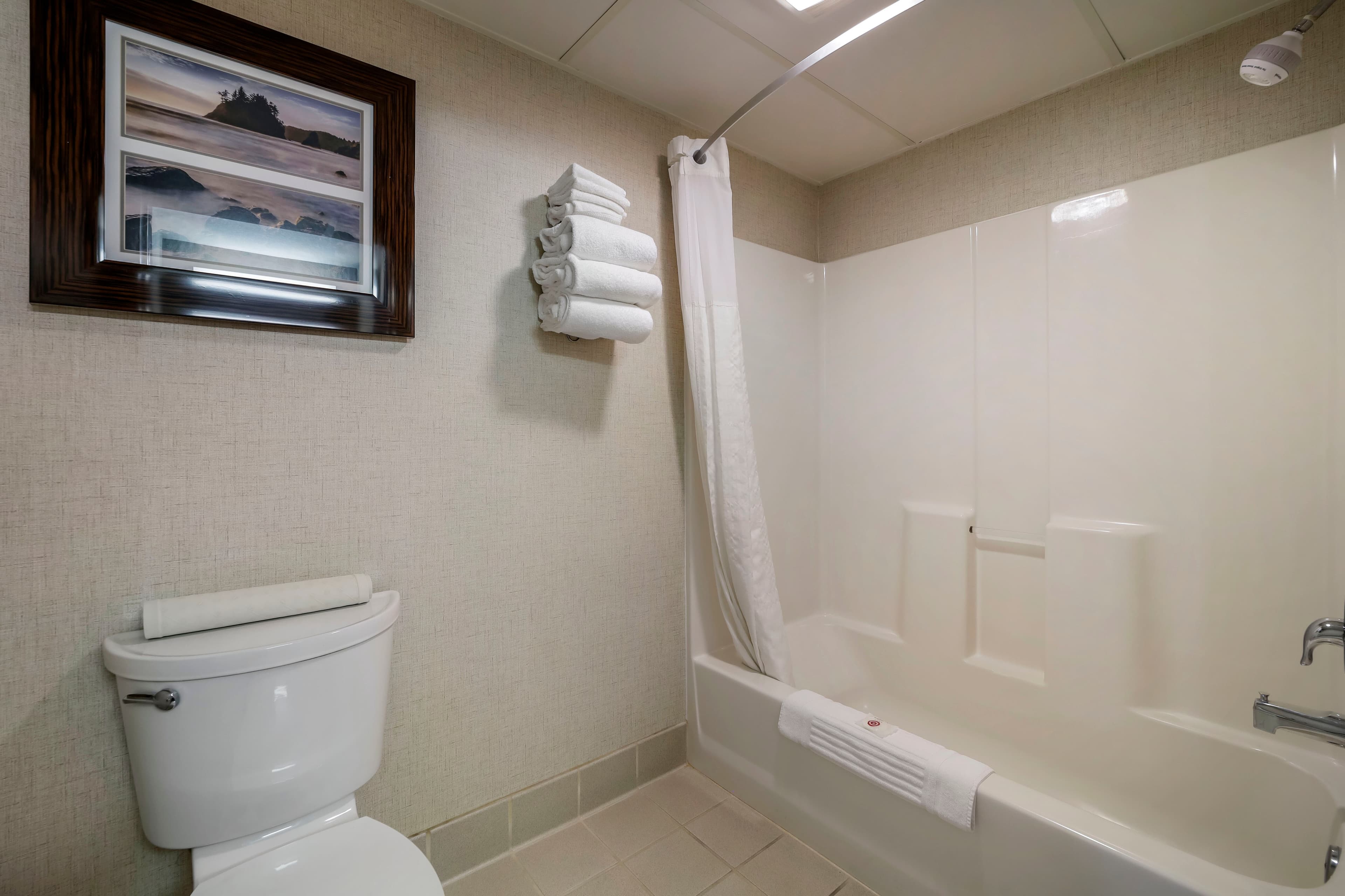 Comfort Inn Humboldt Bay — 21