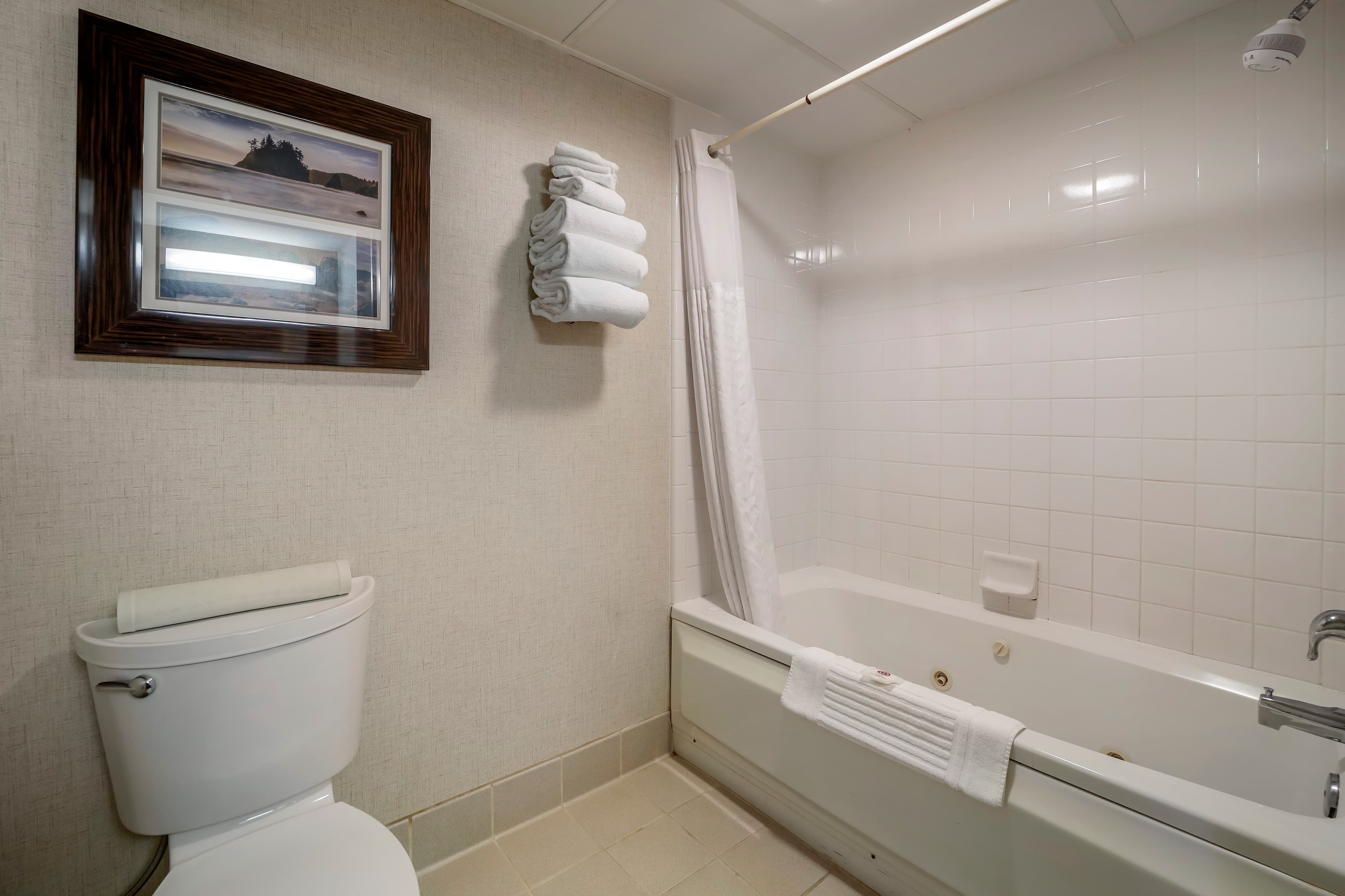Comfort Inn Humboldt Bay — 17