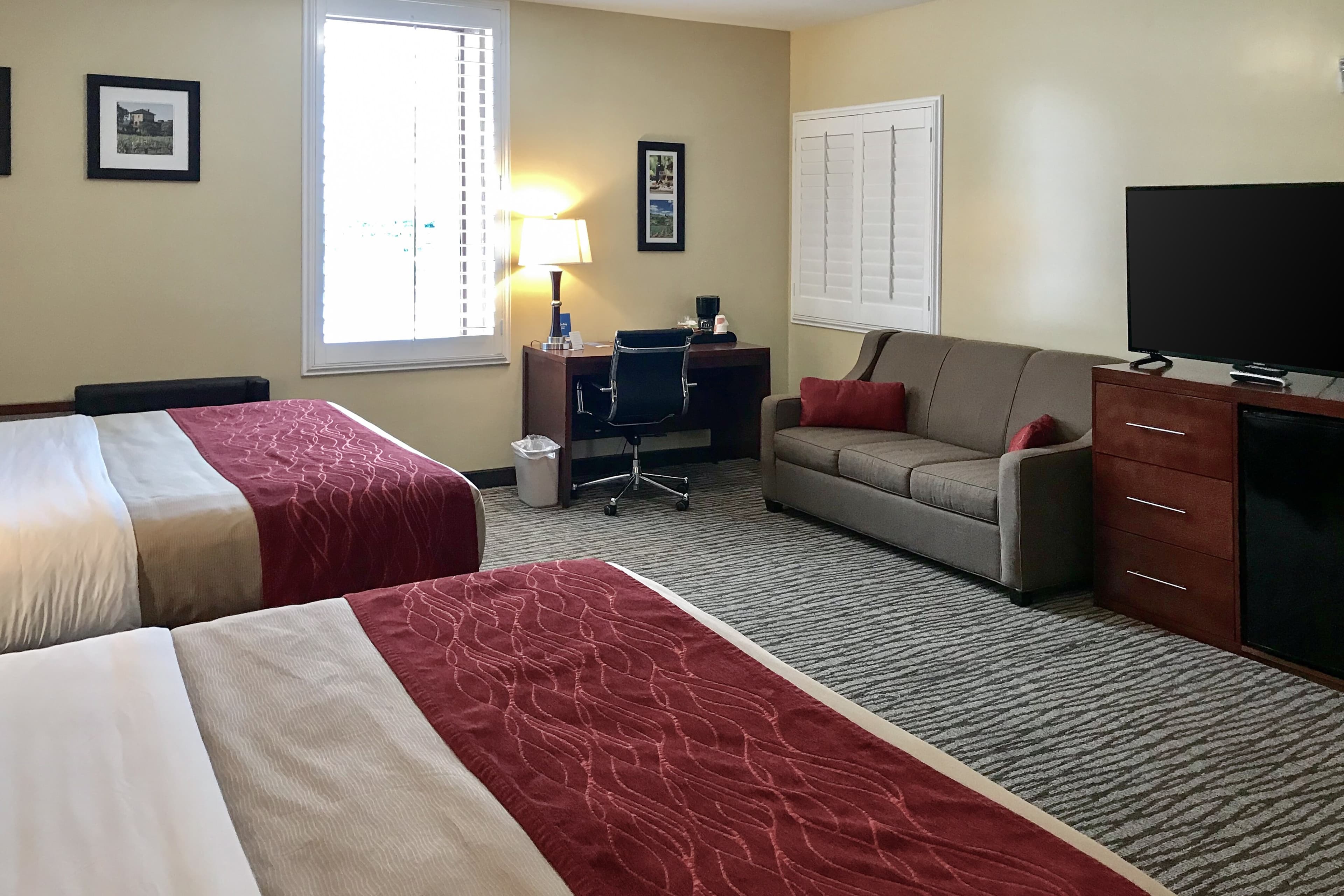 Comfort Inn Pomona near Fairplex — 38