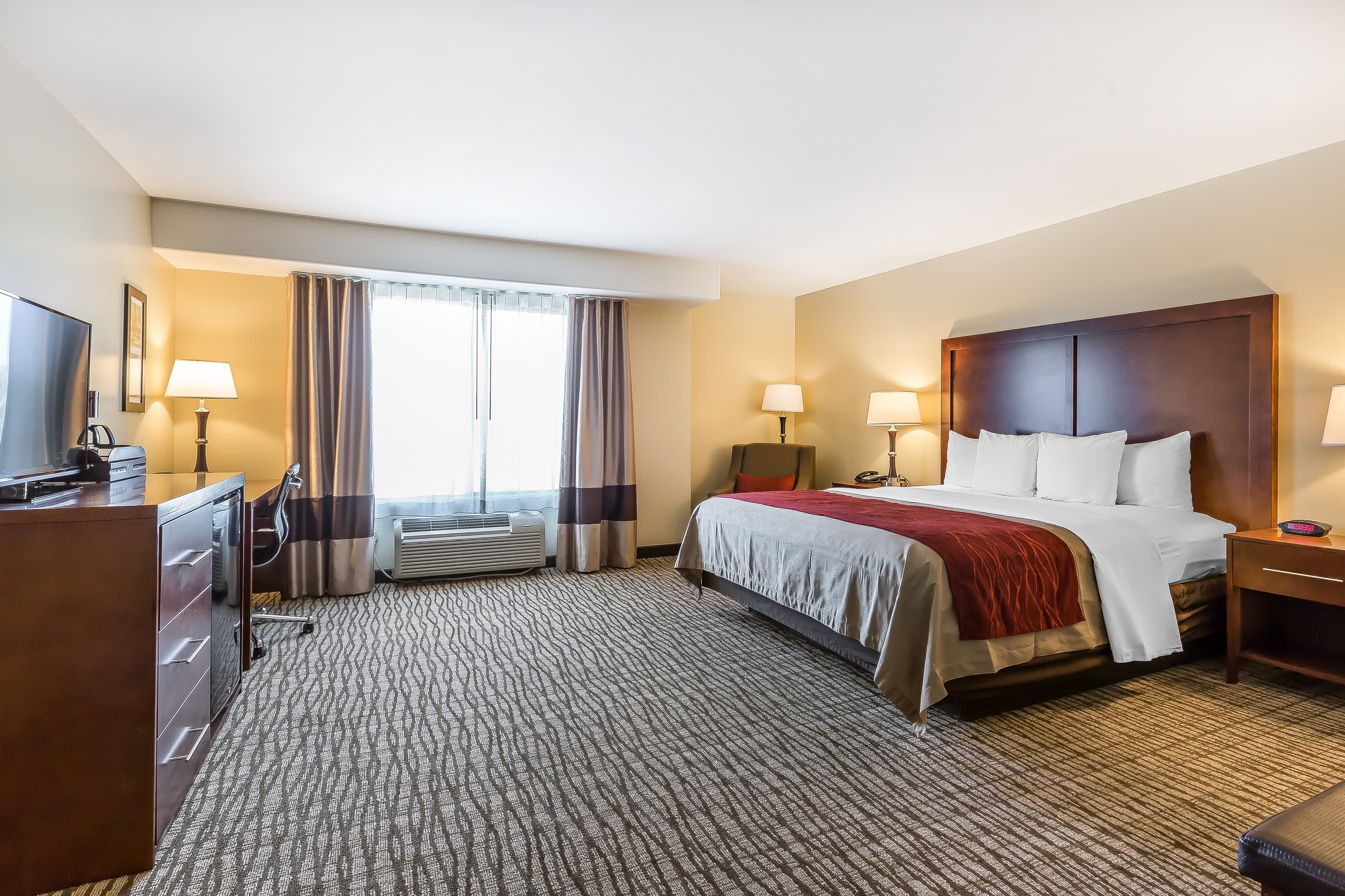 Comfort Inn Pomona near Fairplex - Image 3