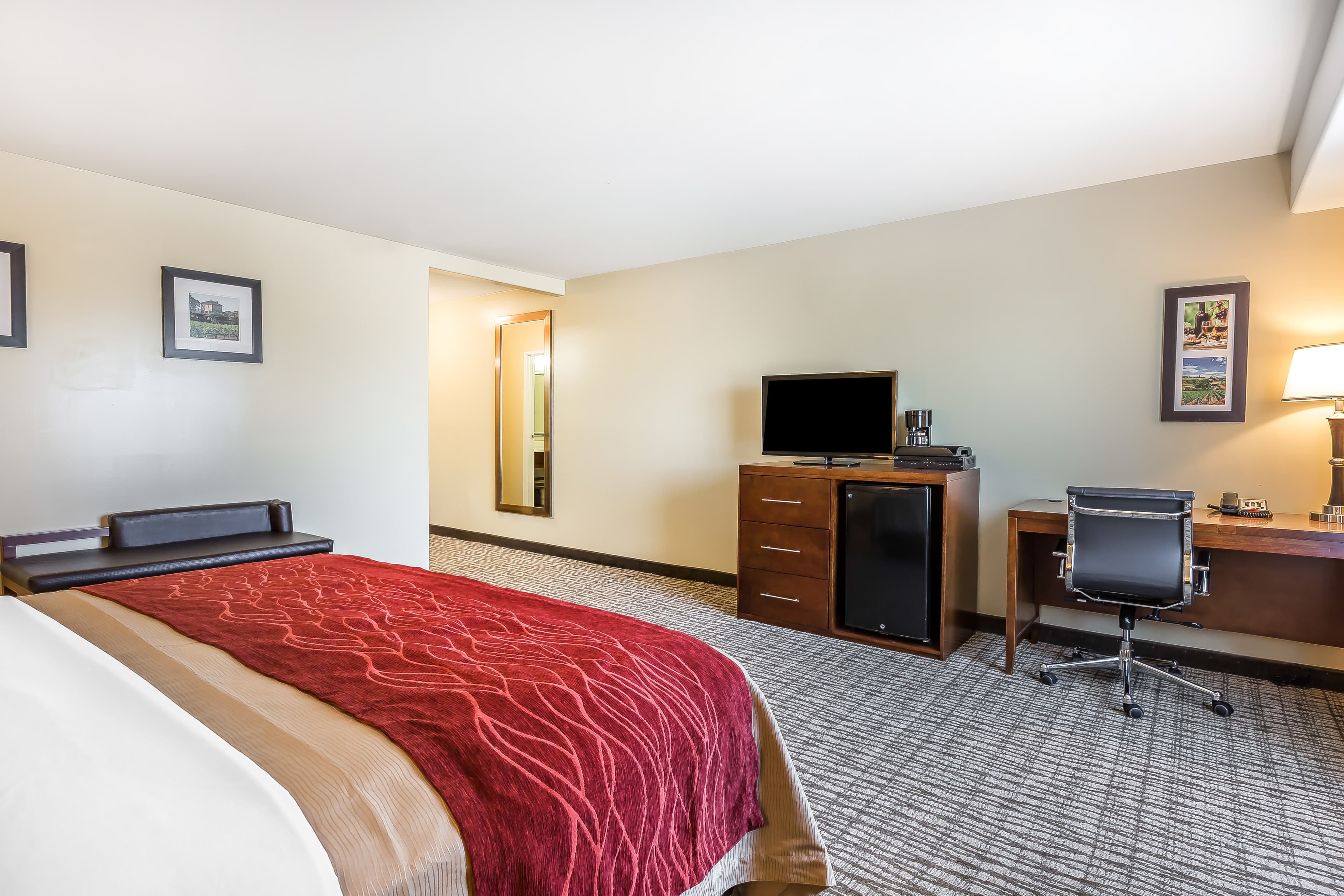 Comfort Inn Pomona near Fairplex — 18