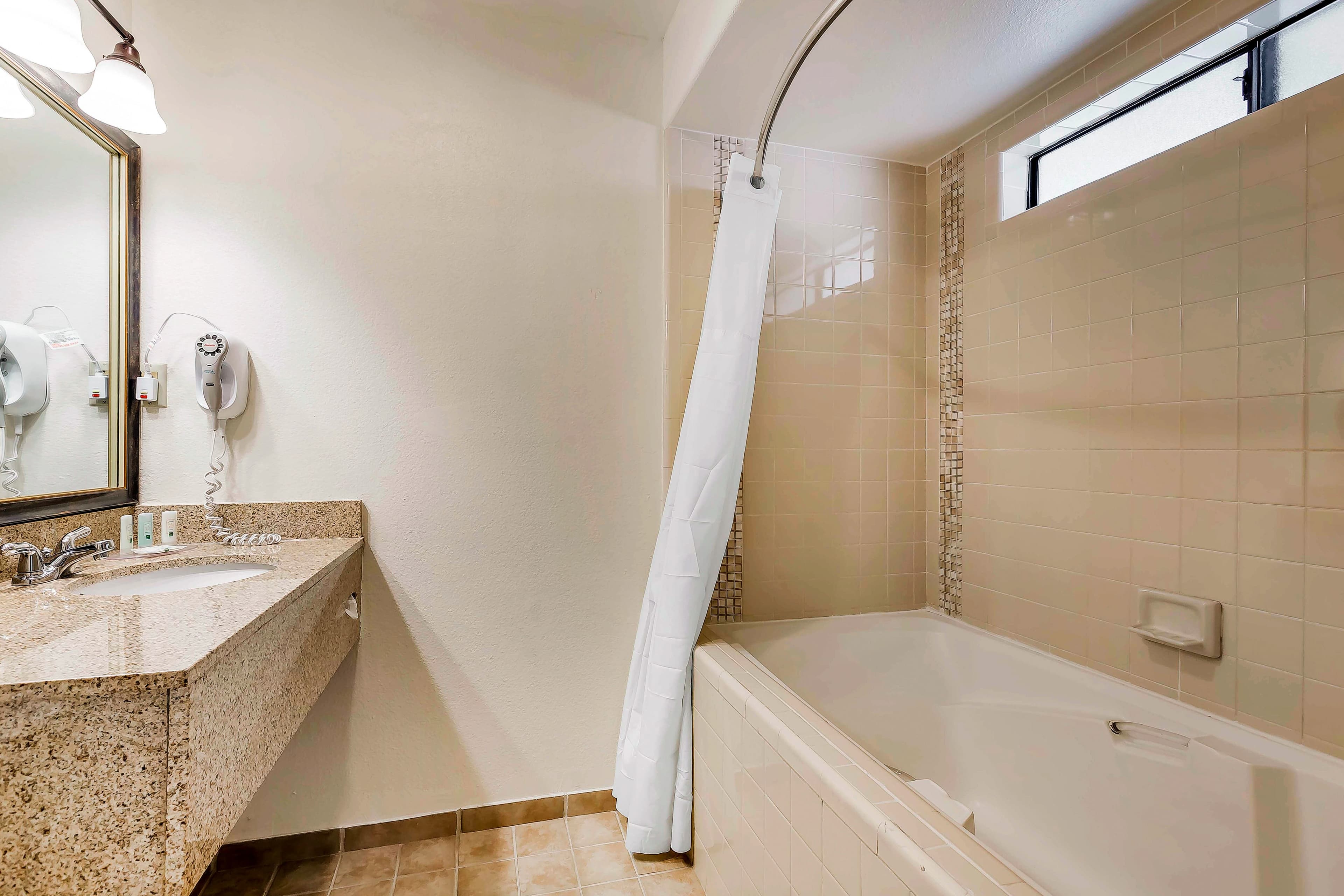 Quality Inn Fallbrook I-15 — 11