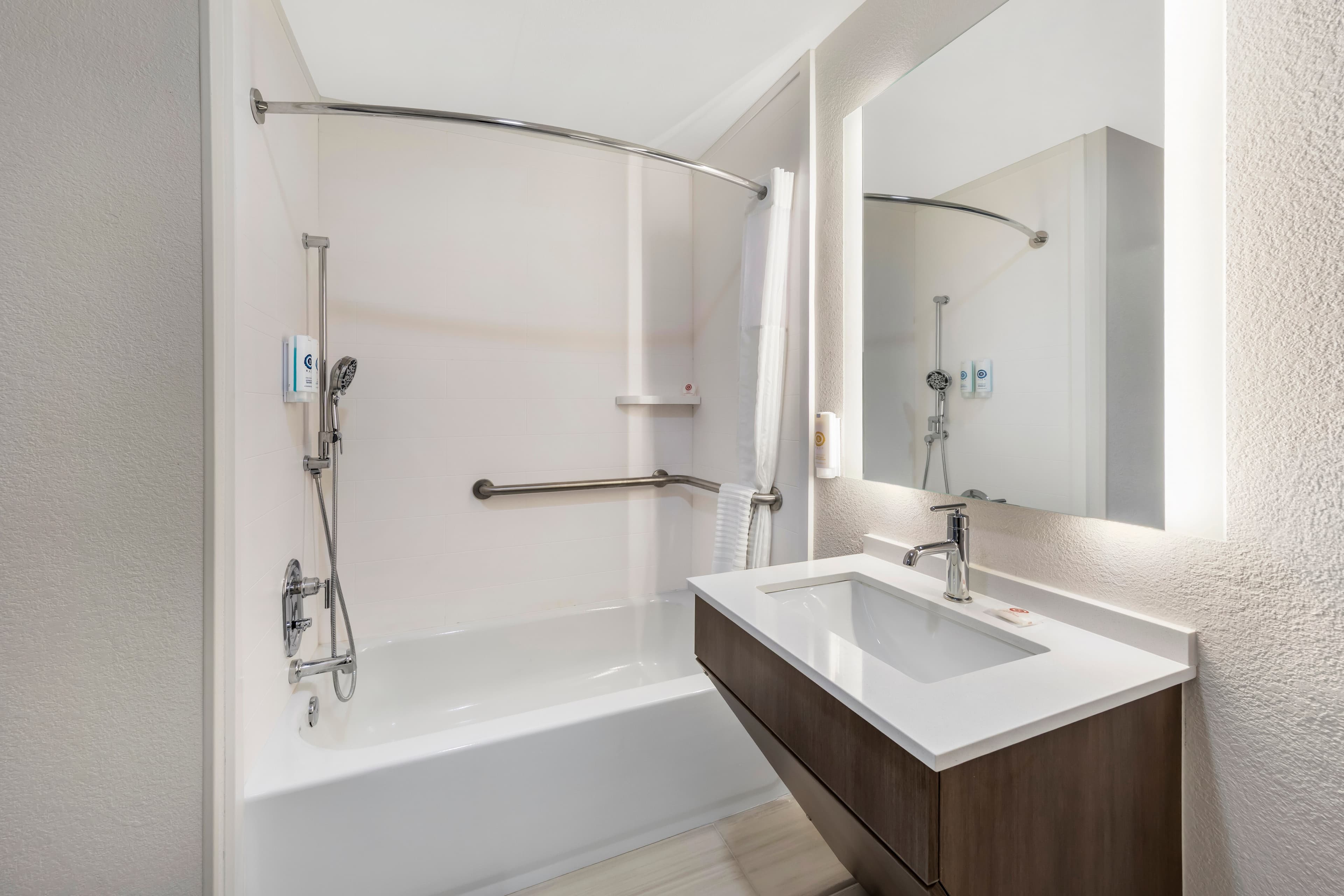 Comfort Inn Fontana — 21