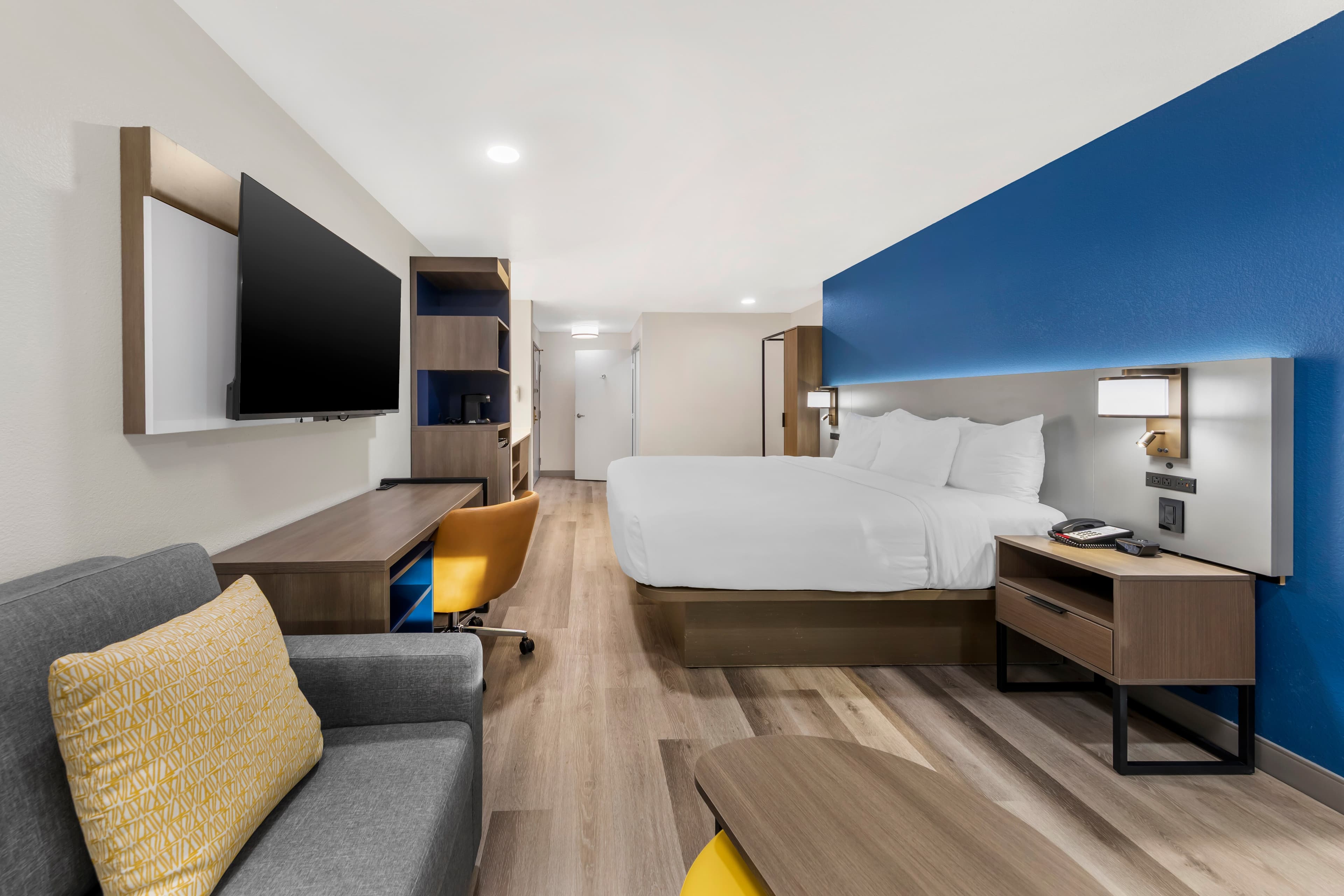Comfort Inn Fontana — 24