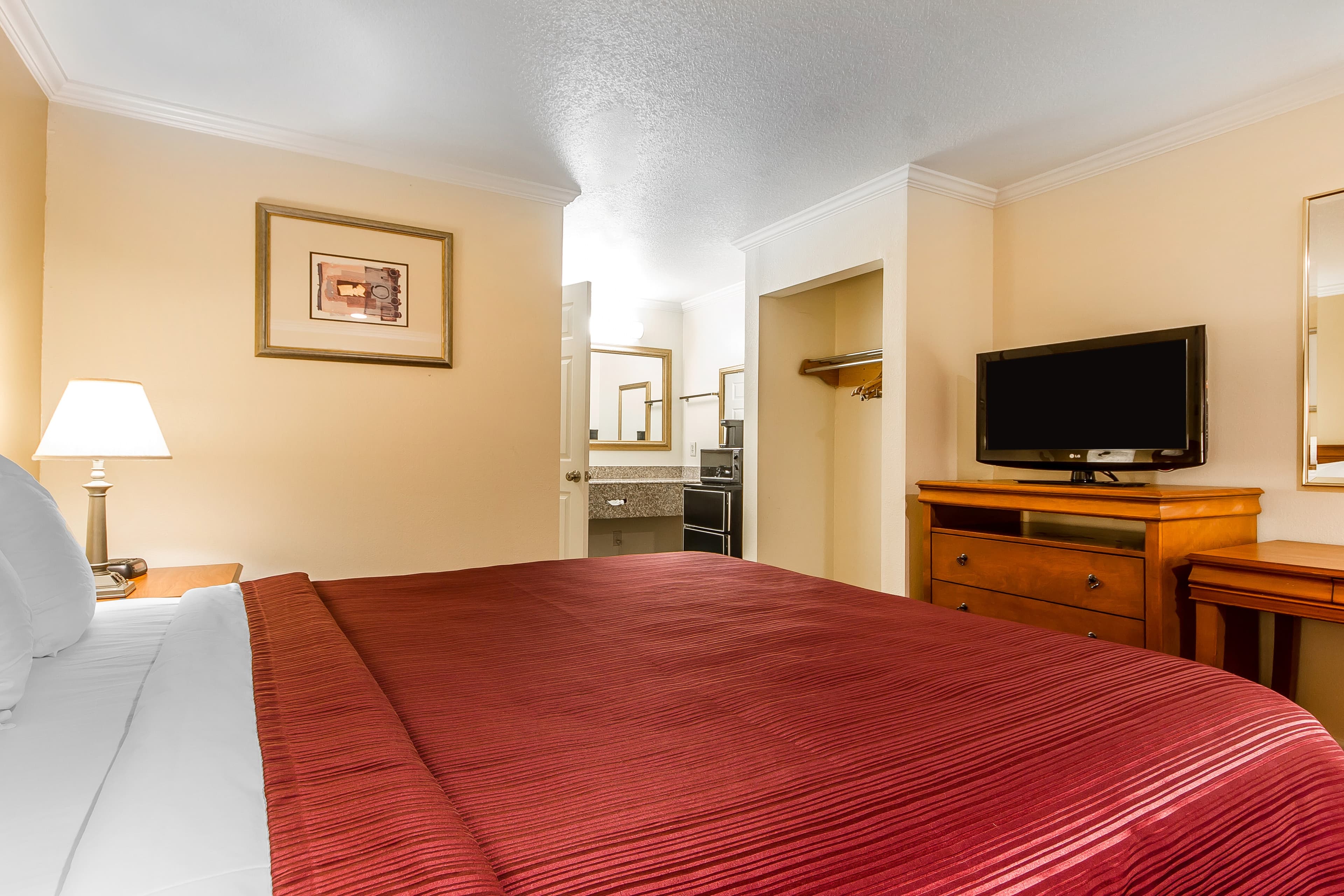 Quality Inn & Suites Gilroy — 10