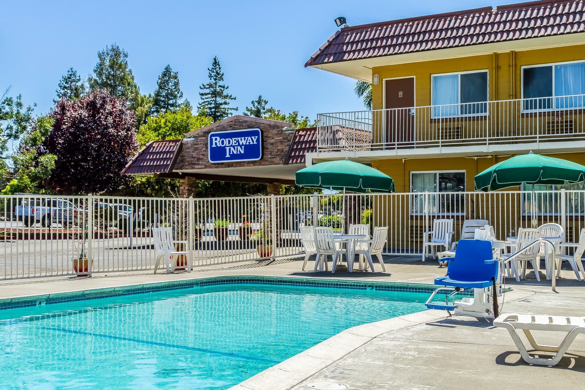 Rodeway Inn Wine Country - Image 1