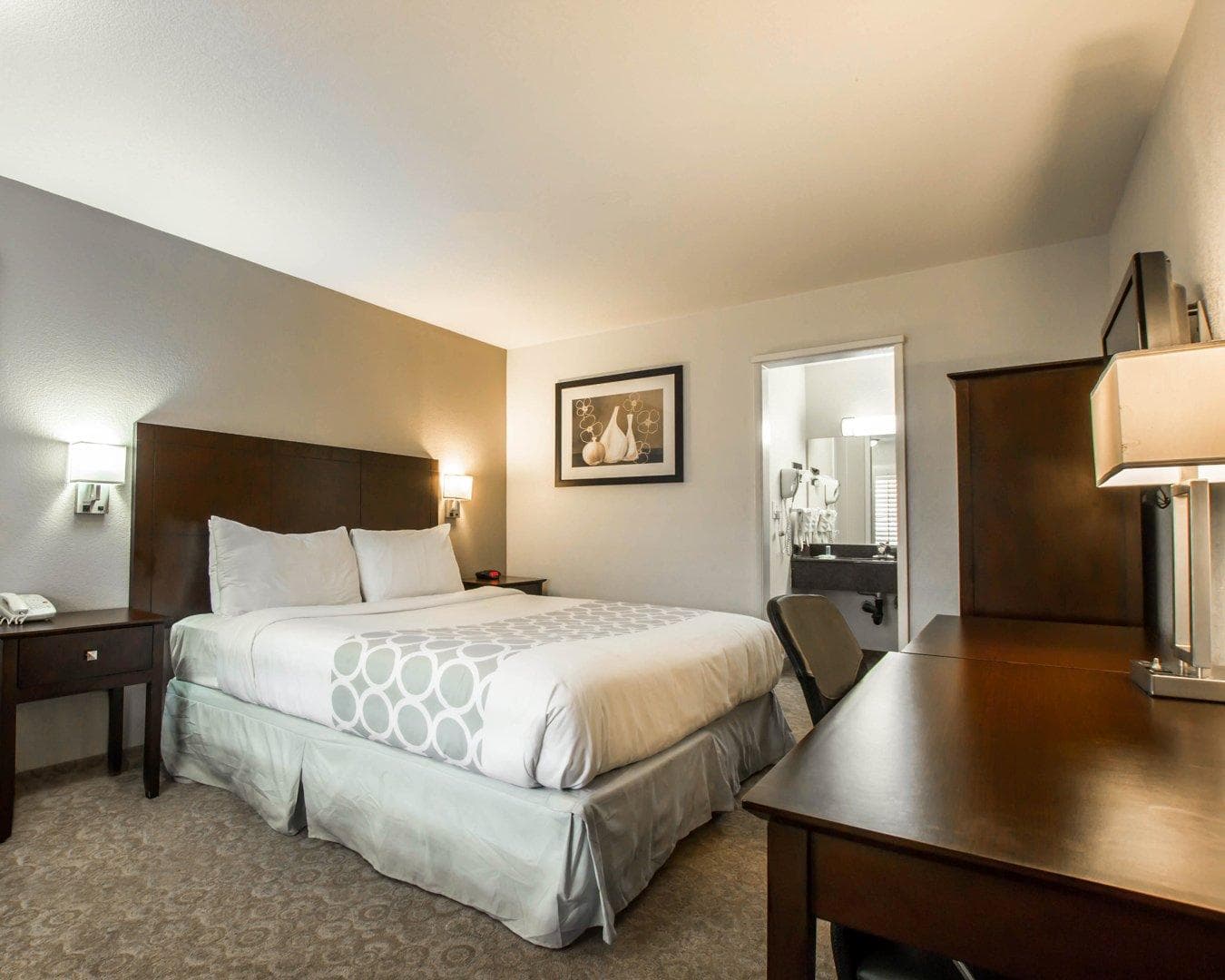 Rodeway Inn Convention Center - Image 4