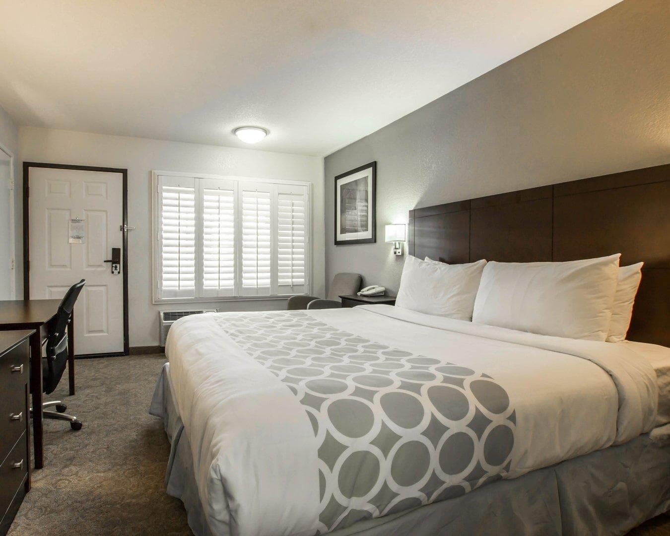 Rodeway Inn Convention Center — 6