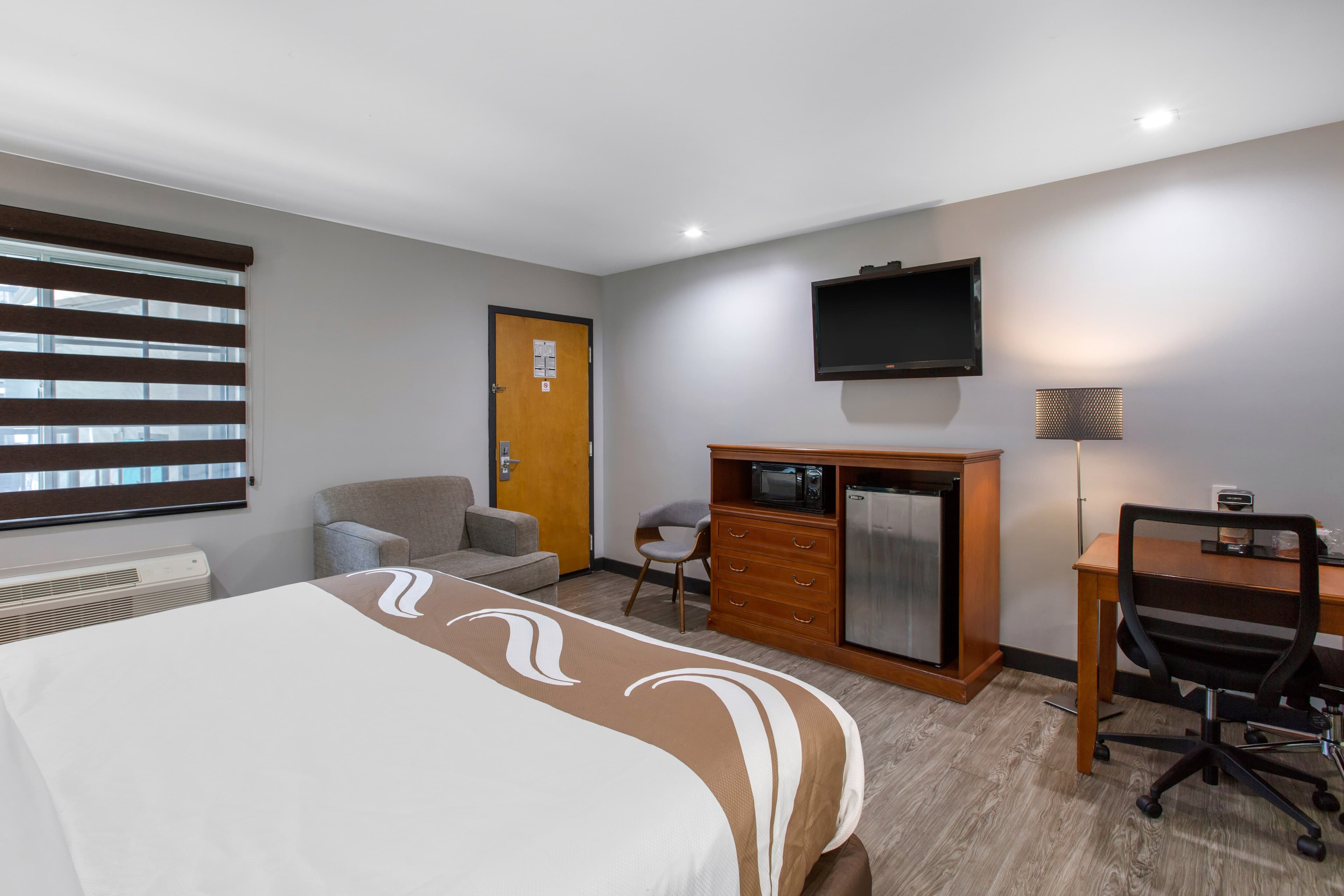 Quality Inn Near Hollywood Walk of Fame - Image 5