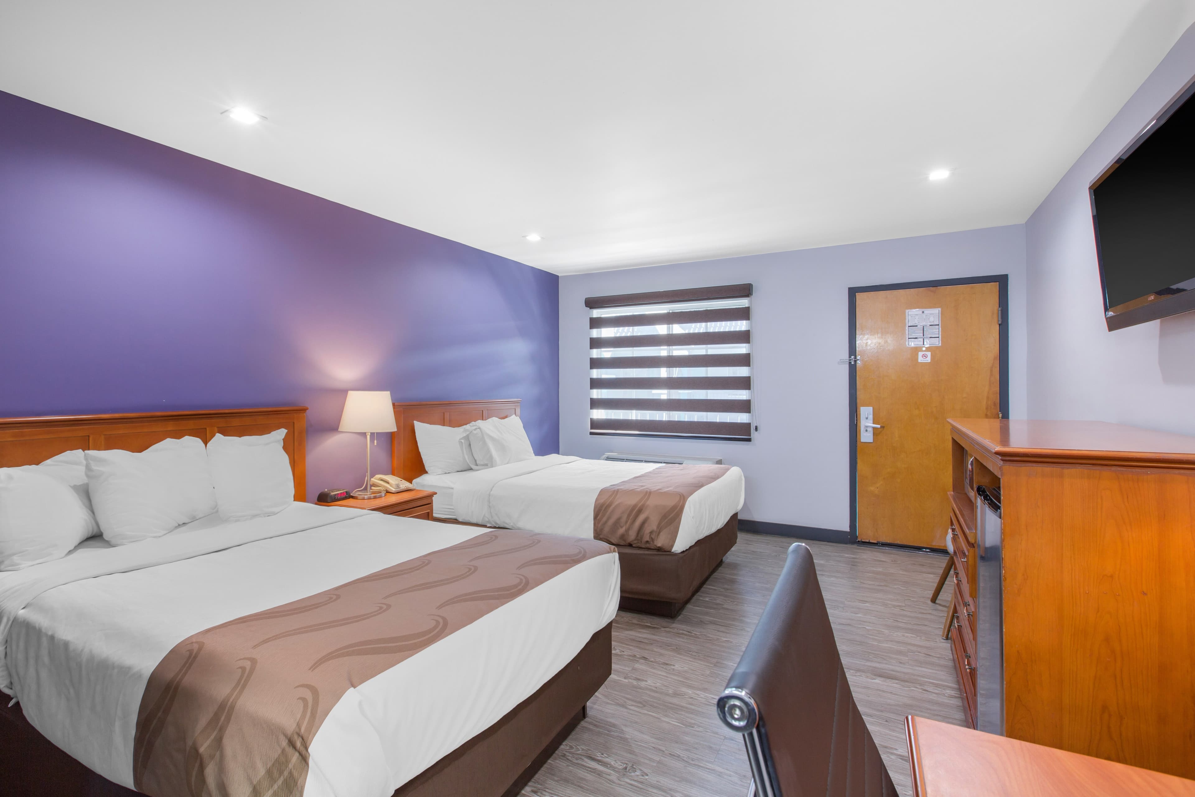 Quality Inn Near Hollywood Walk of Fame — 7