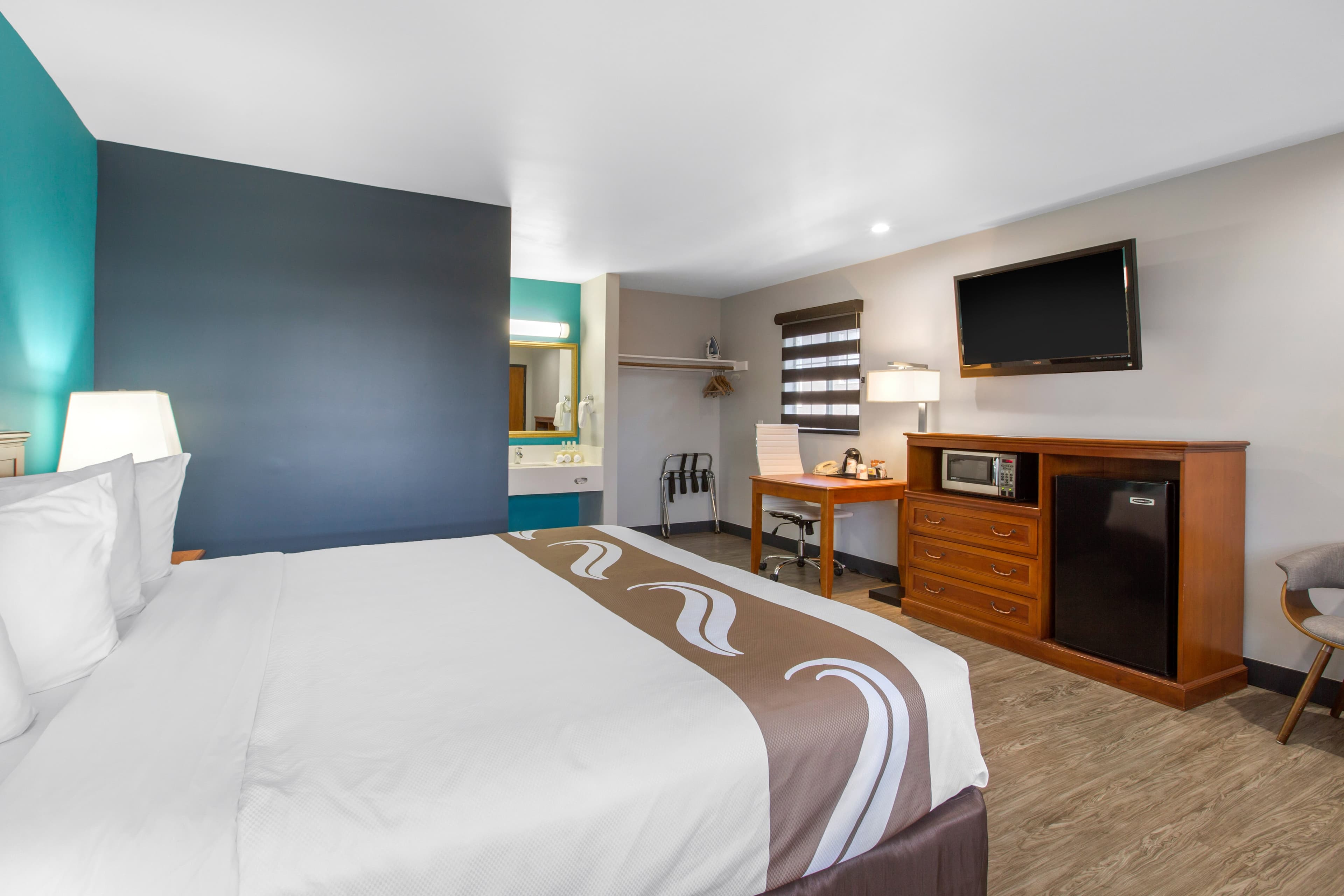Quality Inn Near Hollywood Walk of Fame — 18