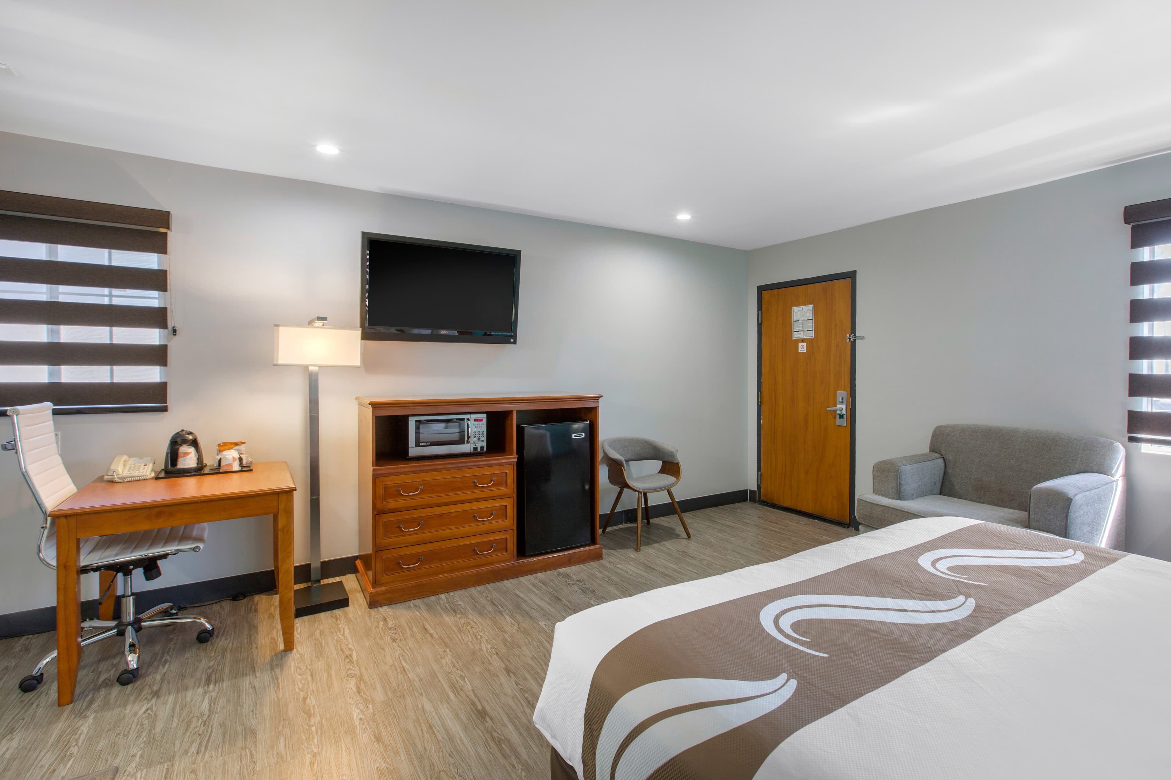 Quality Inn Near Hollywood Walk of Fame — 19