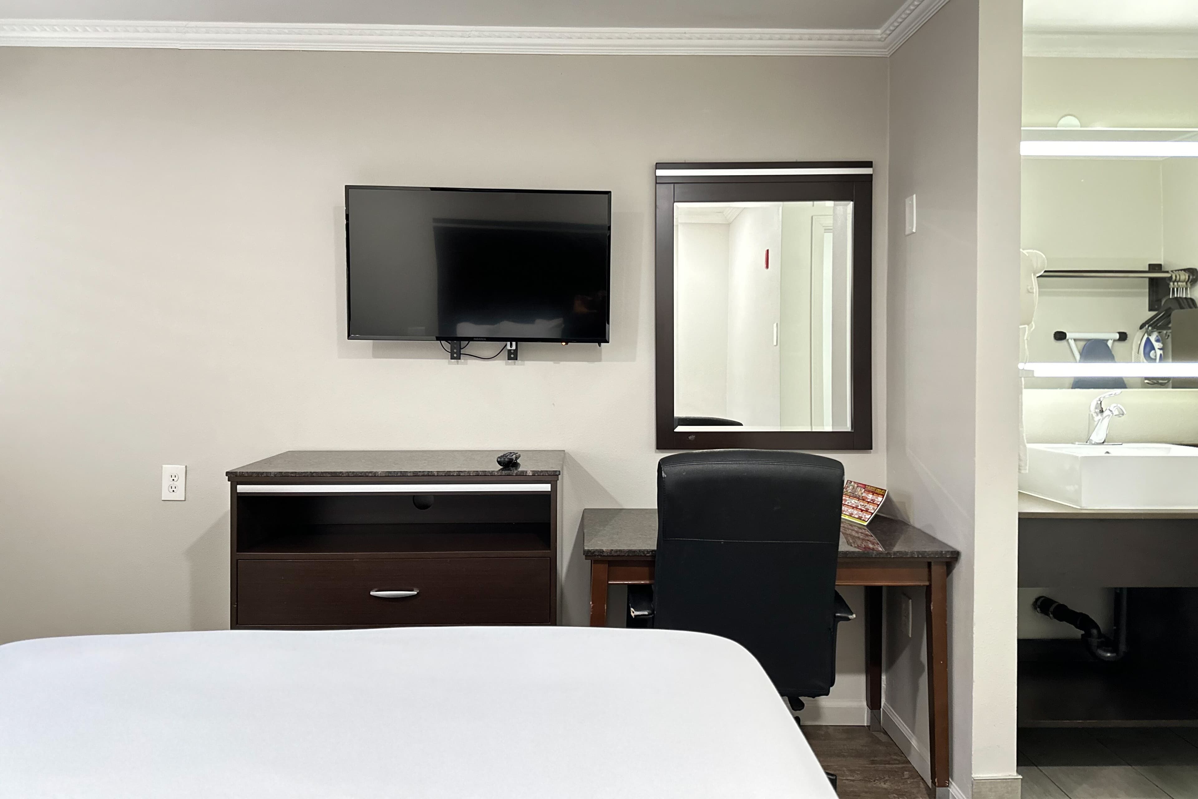 Rodeway Inn Lemon Grove San Diego East - Image 5