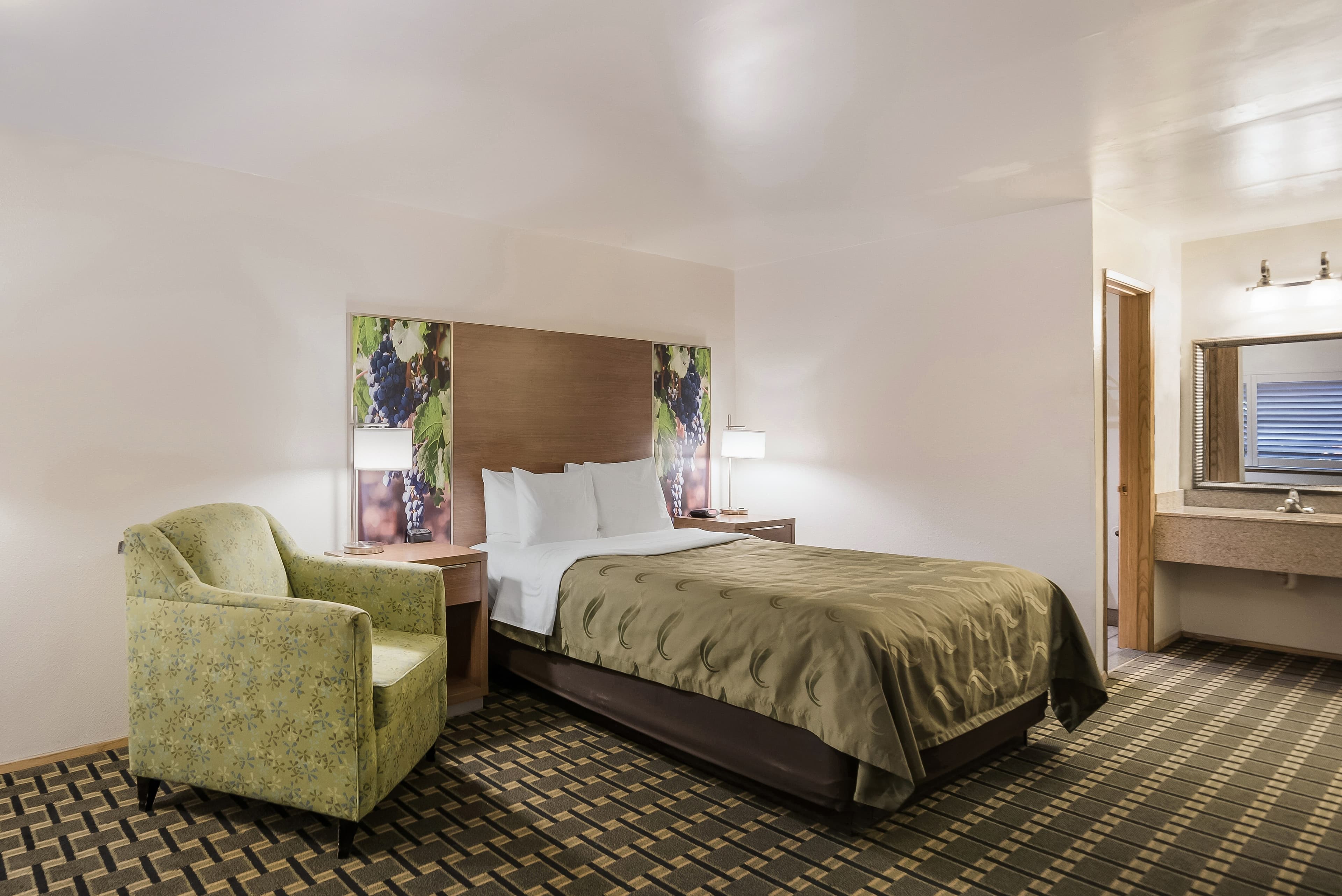Quality Inn Near Fort Hunter Liggett — 11