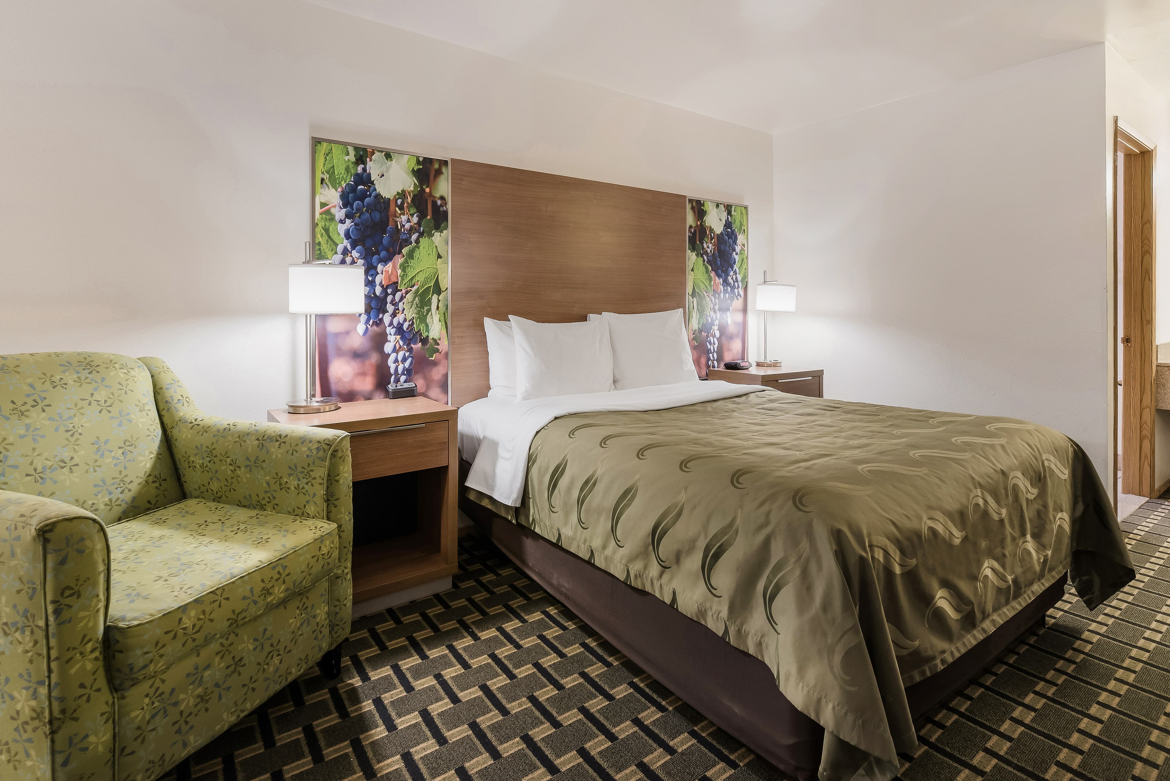 Quality Inn Near Fort Hunter Liggett — 12