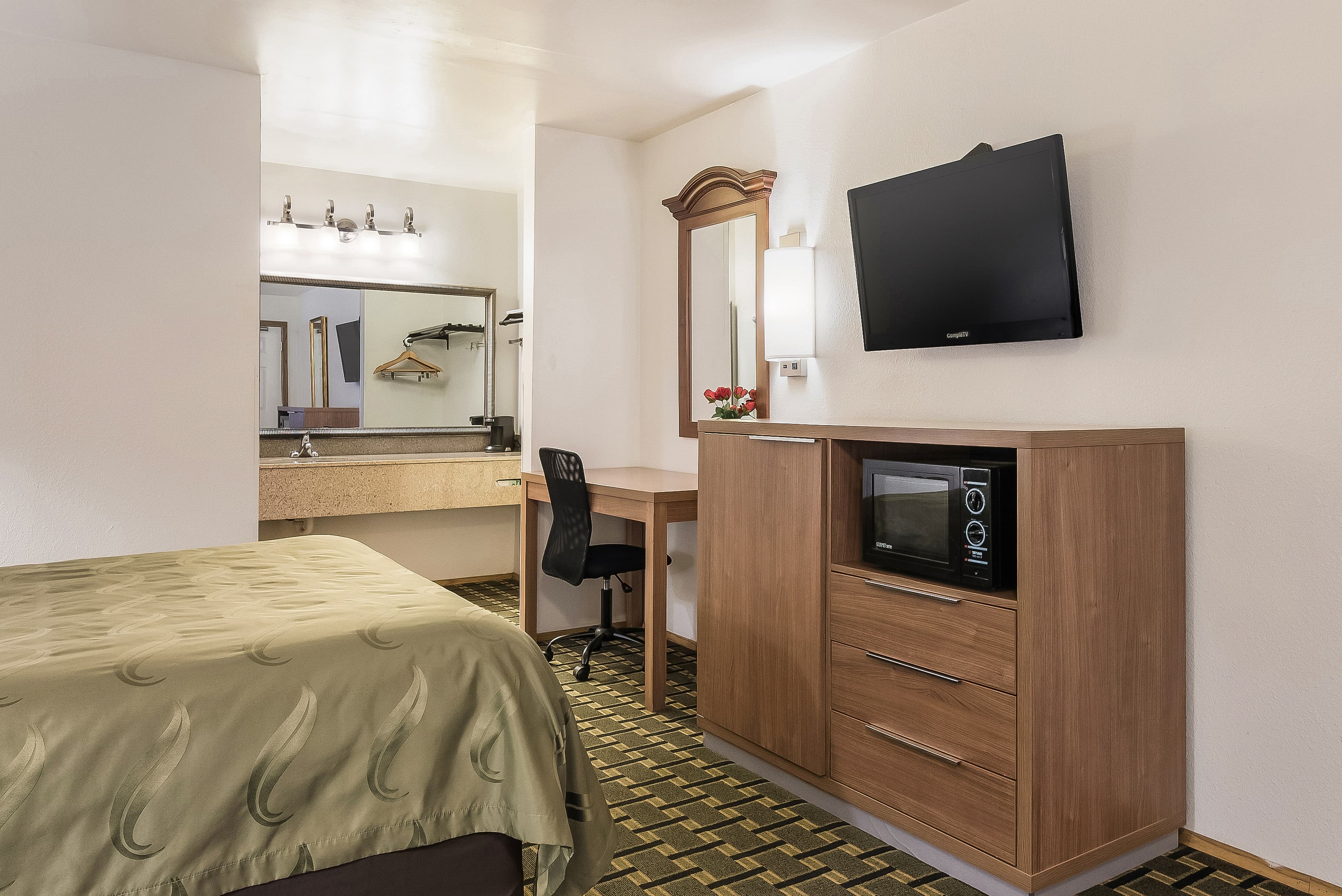 Quality Inn Near Fort Hunter Liggett — 13