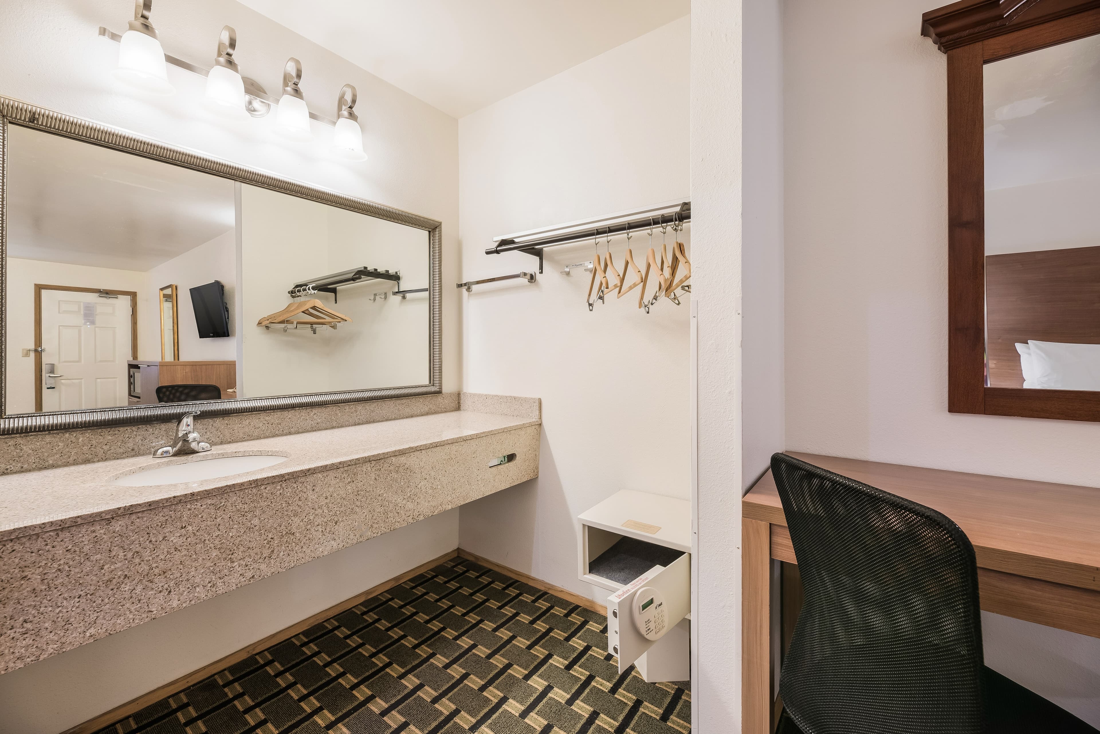 Quality Inn Near Fort Hunter Liggett — 16