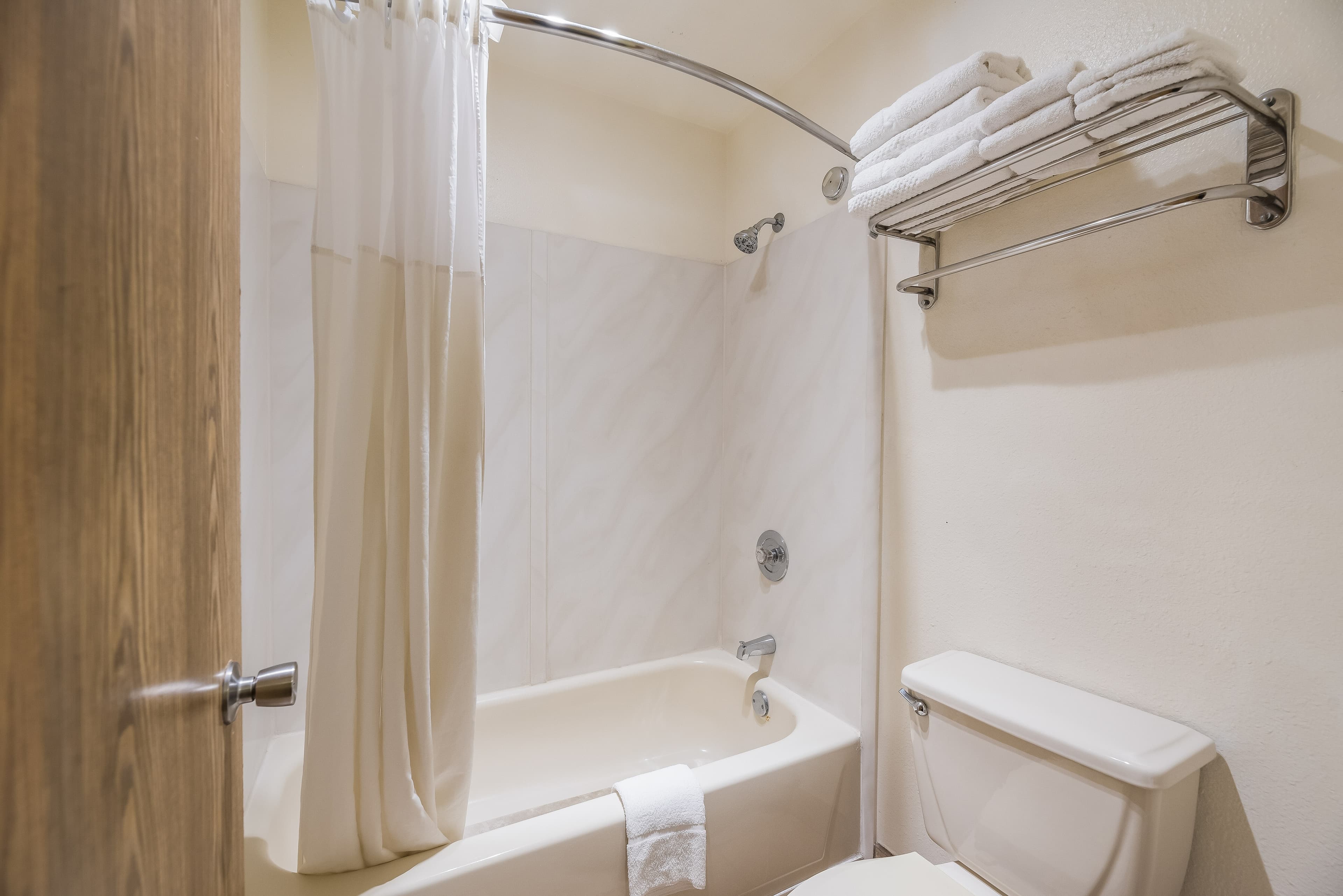 Quality Inn Near Fort Hunter Liggett — 23
