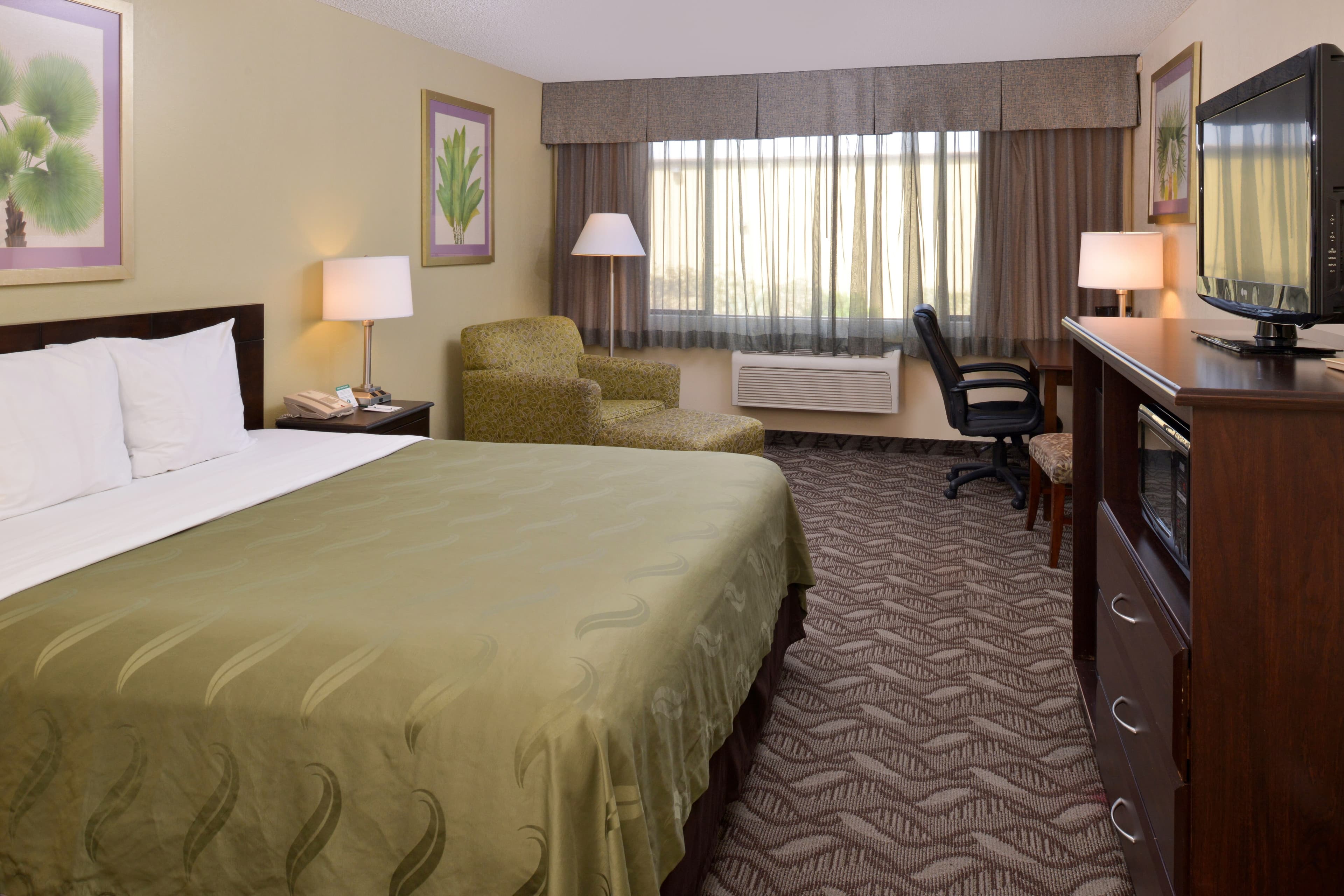 Quality Inn & Suites Montebello - Los Angeles — 6
