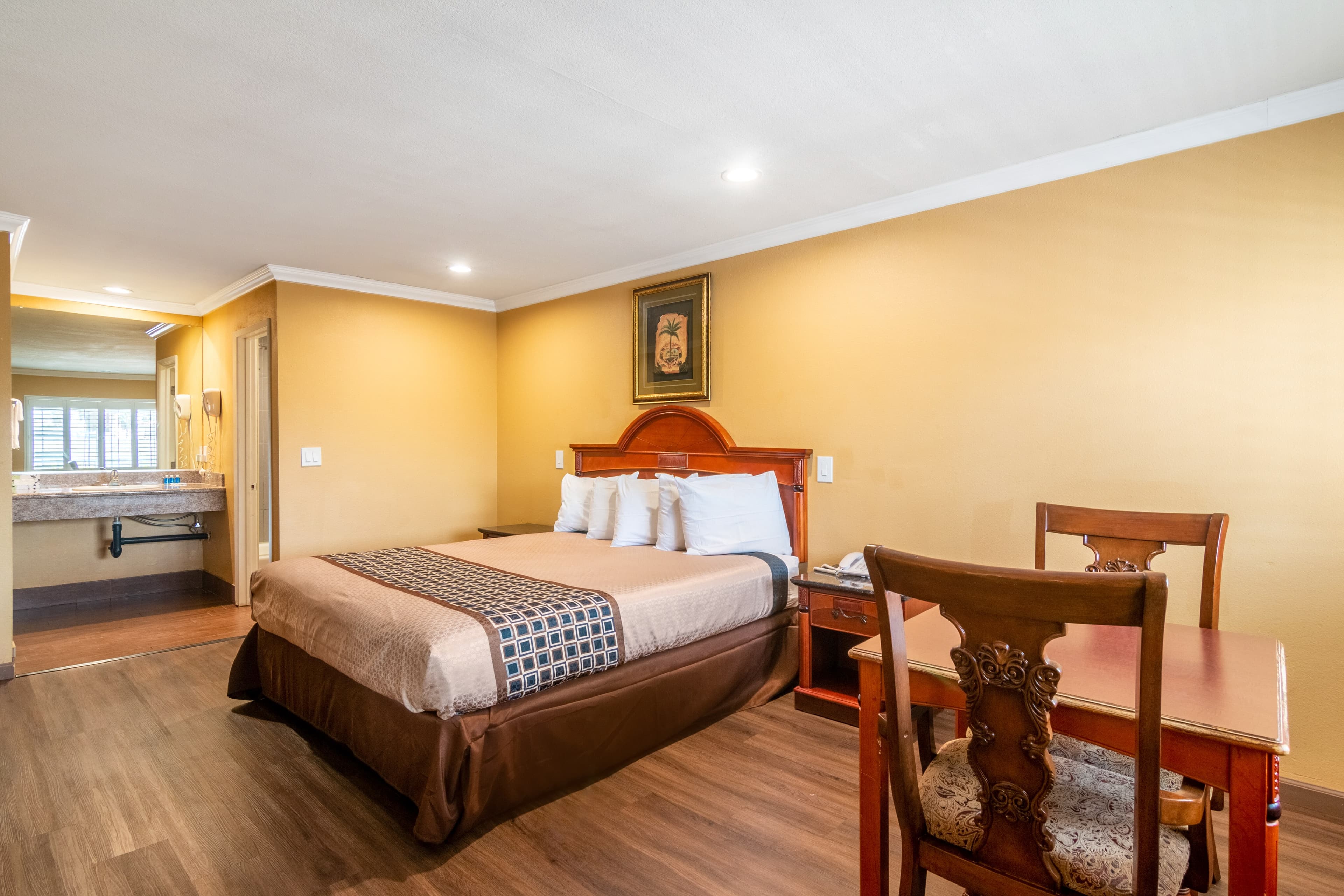 Rodeway Inn Artesia Cerritos — 6