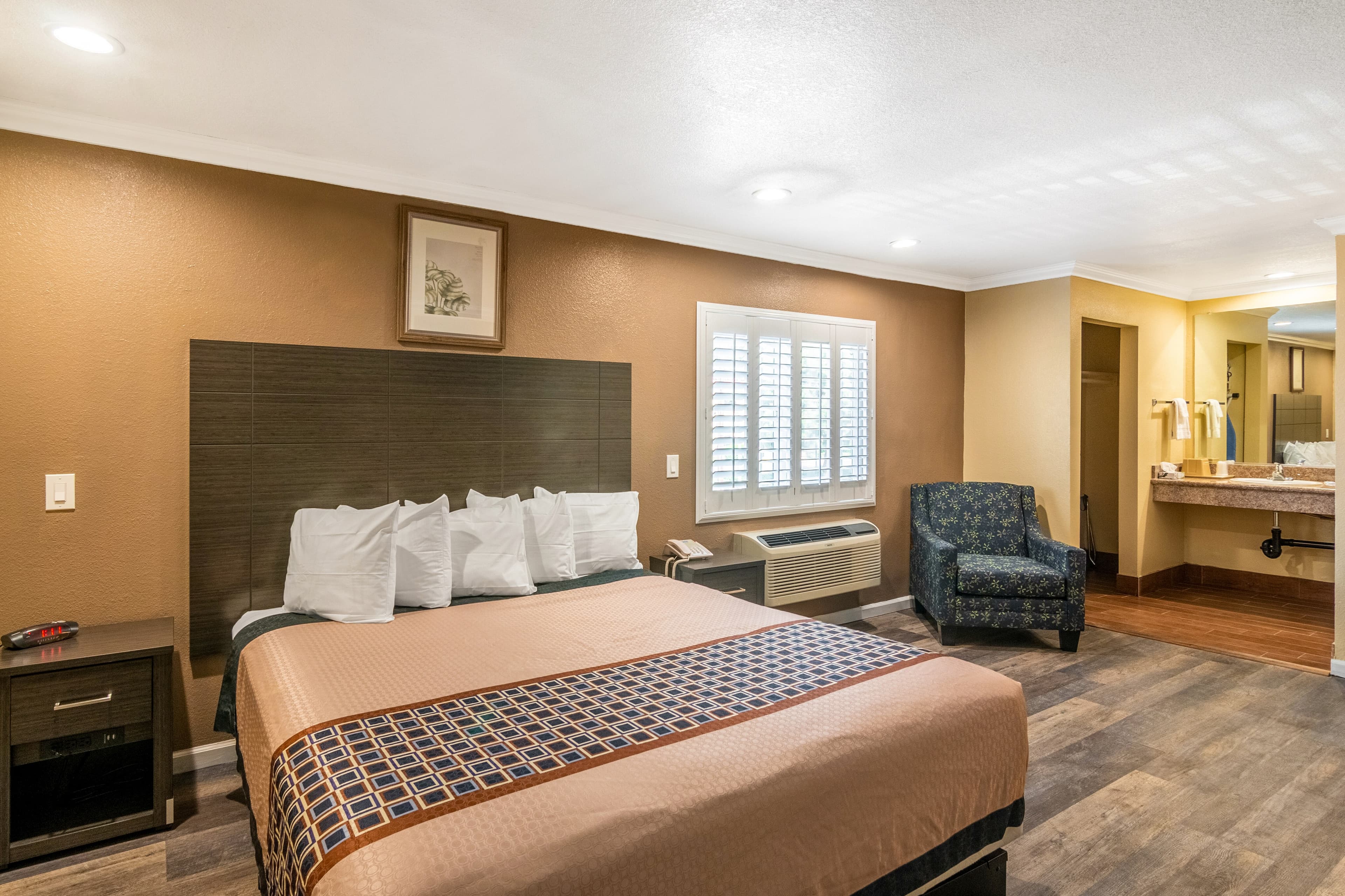 Rodeway Inn Artesia Cerritos — 10