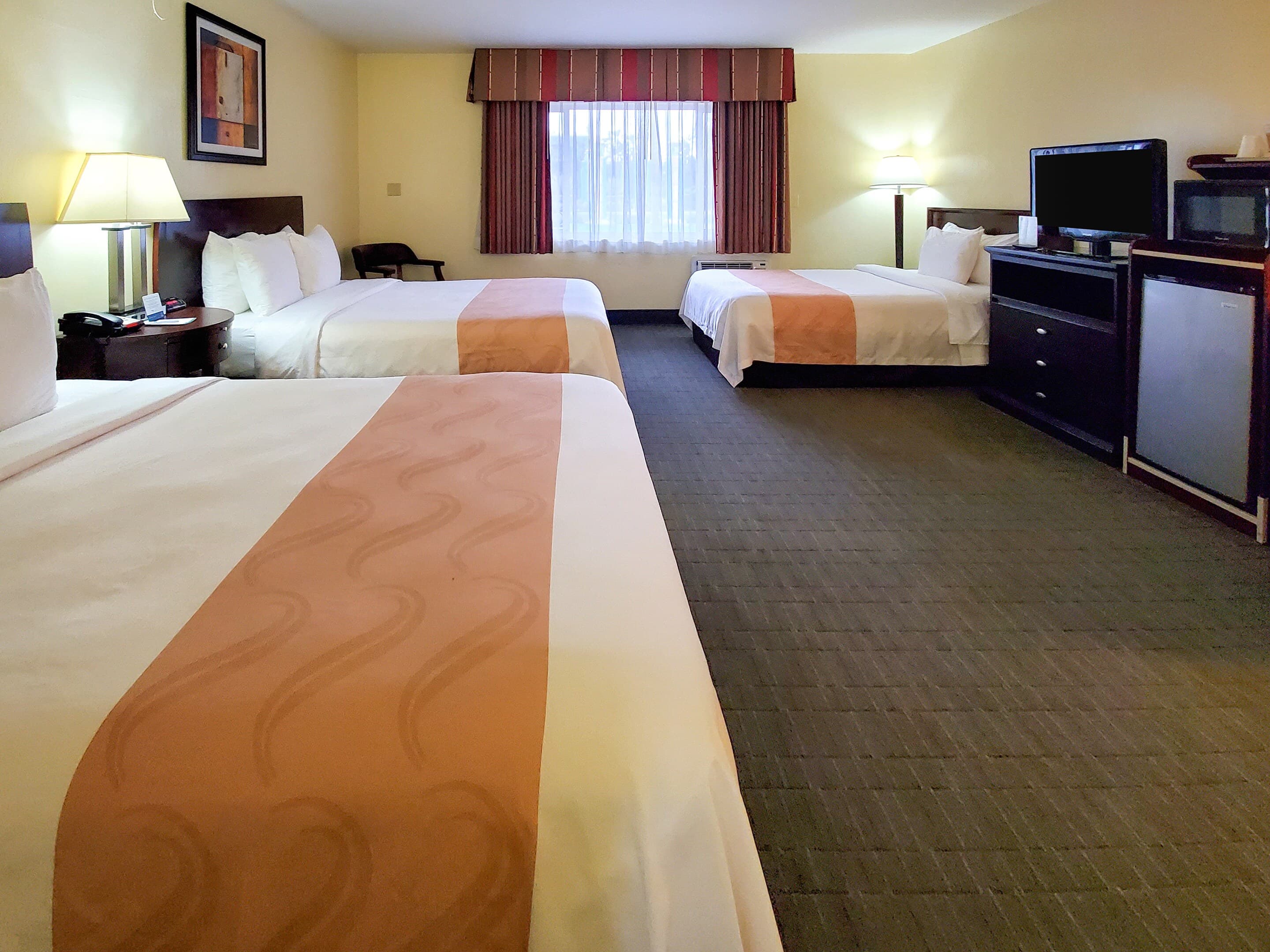 Quality Inn & Suites Anaheim at the Park — 26